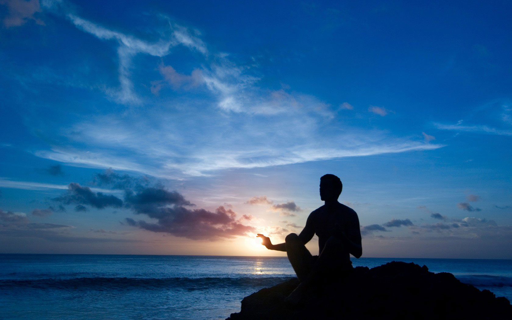 Silhouette meditazione tramonto mare, 1680x1050 HD Ready, Laptop