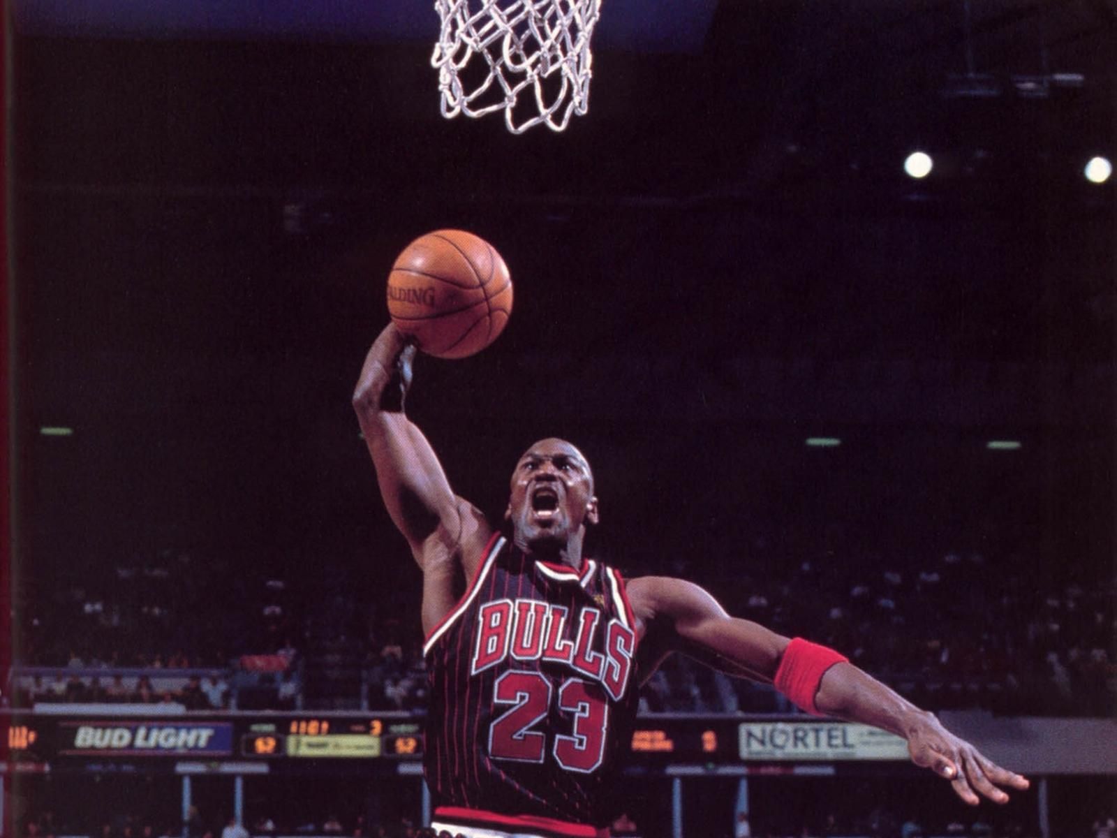 Michael Jordan schiacciata Bulls, 1600x1200 HD Ready, Laptop