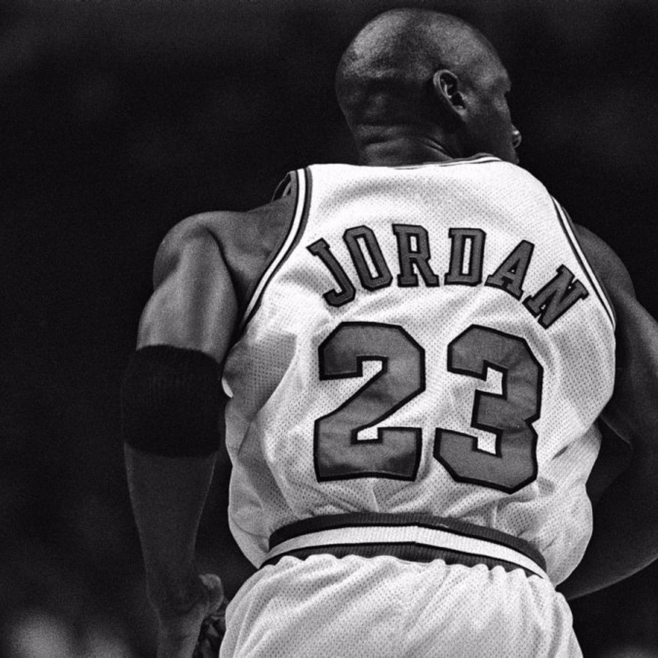 Michael Jordan maglia 23 bianco e nero, 1280x1280 HD, Desktop