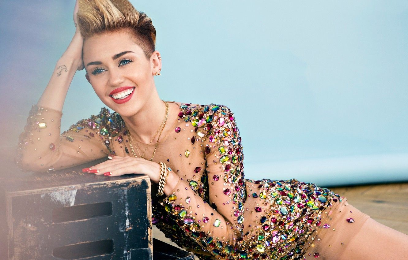 Miley Cyrus abito paillettes, 1332x850 720p, PC