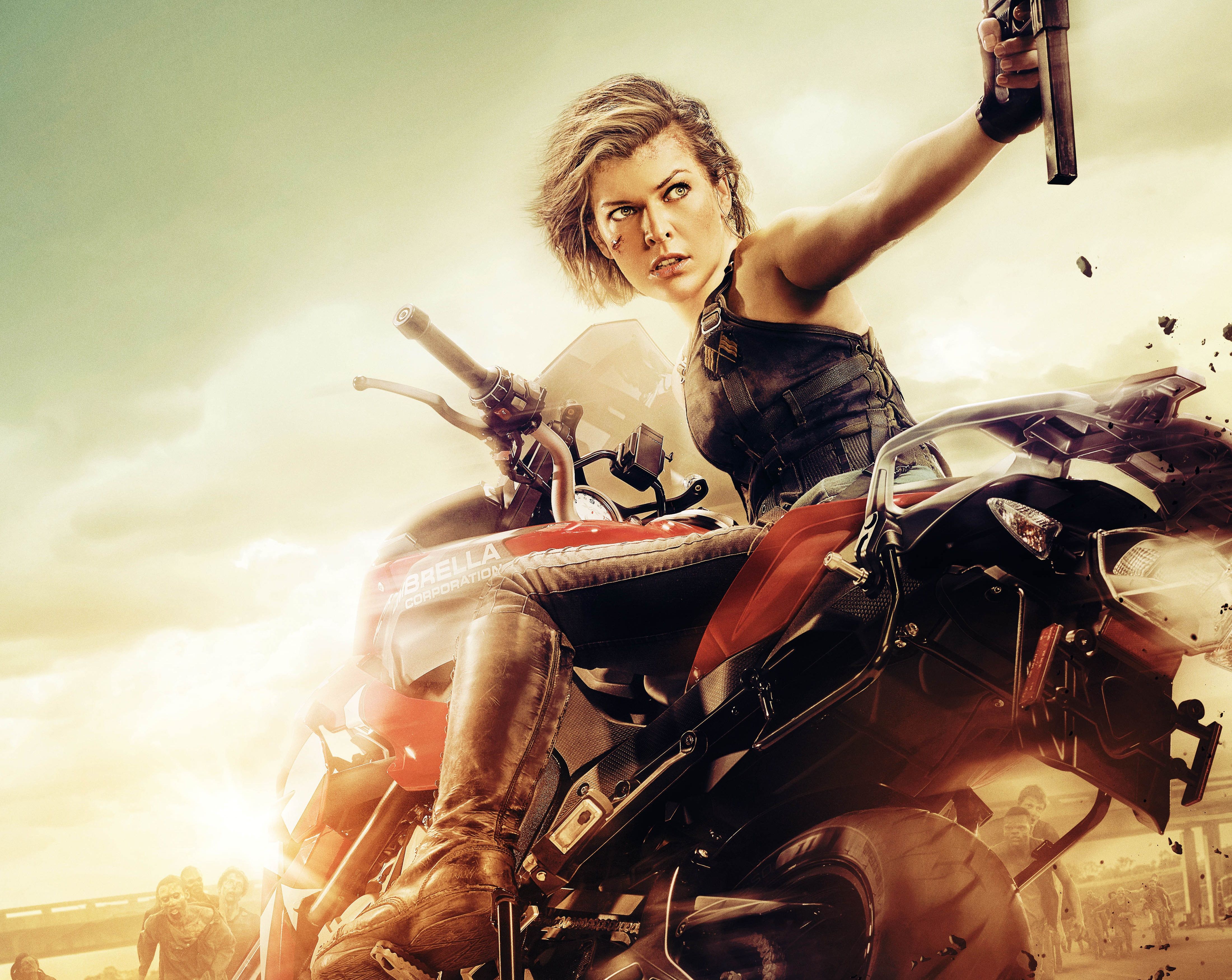 Milla Jovovich su moto, Resident Evil, survival horror, 4400x3500 4K Ultra HD, Monitor 4K