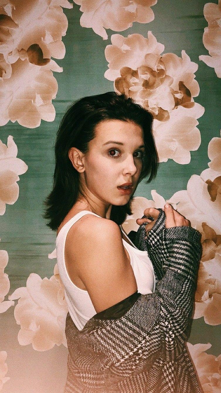 Millie Bobby Brown ritratto floreale, 754x1341 Full HD Verticale, Smartphone