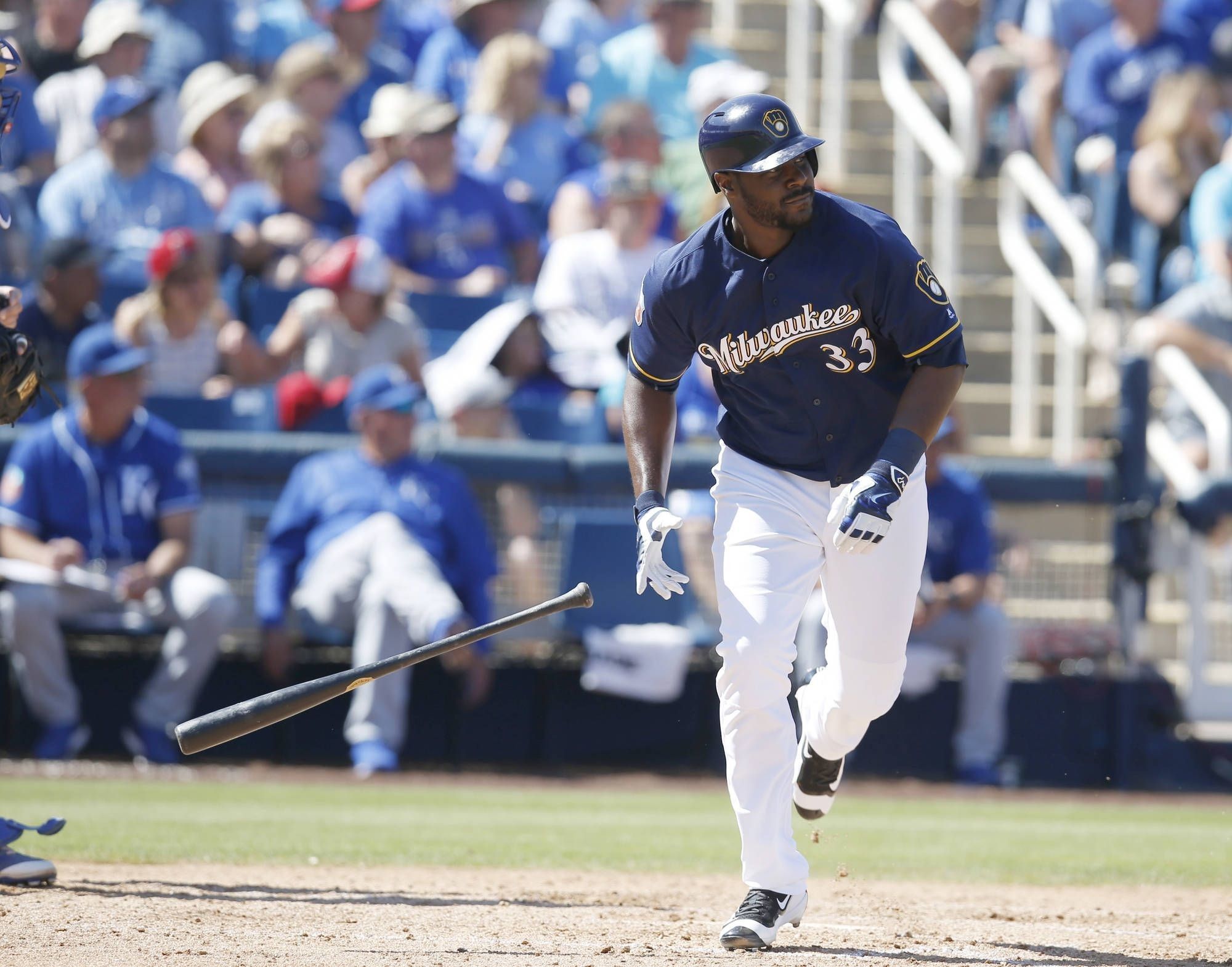 Giocatore Milwaukee Brewers baseball, 661x1200 Full HD Verticale, iPhone Pro Max