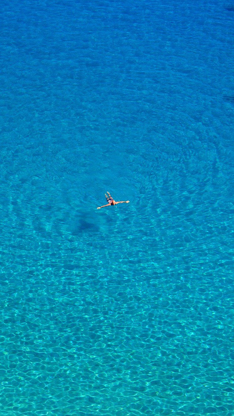 Nuotatore mare blu turchese, 750x1334 Verticale, iPhone Pro