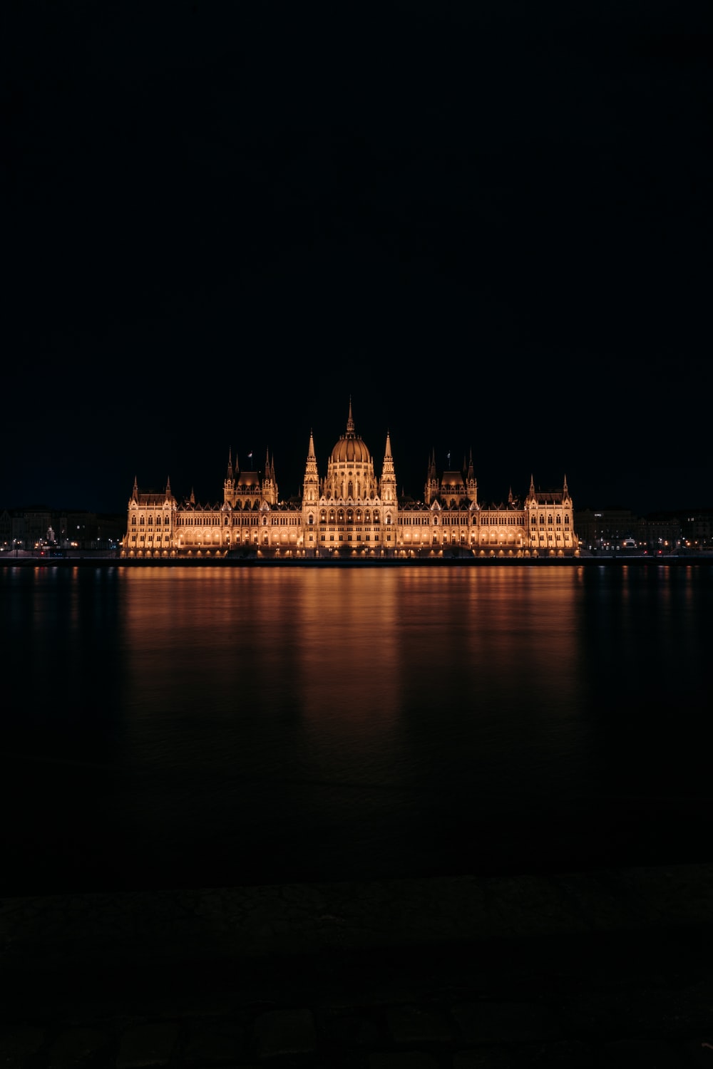 Parlamento di Budapest notturno, 1000x1500 Verticale, Mobile