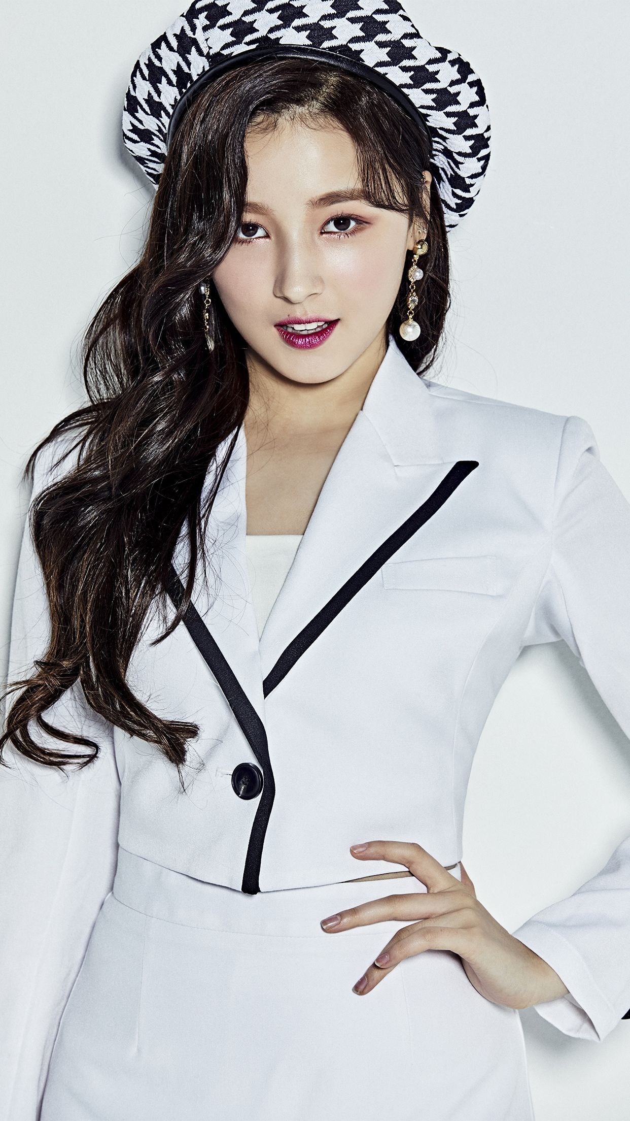 Idol k-pop tailleur bianco, 1242x2208 Verticale, Telefono