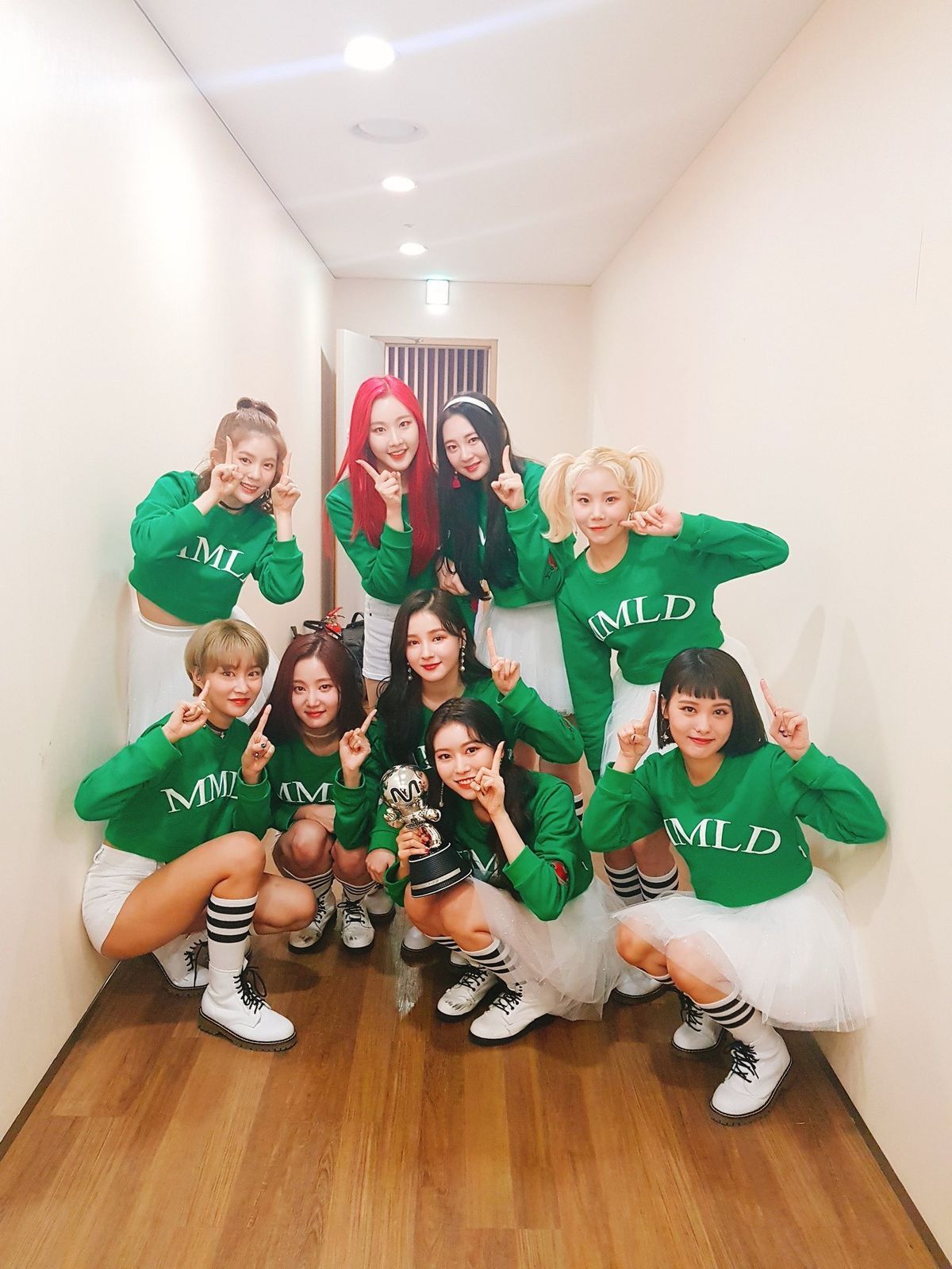 Momoland gruppo felpe verdi, 1200x1600 Verticale, POCO