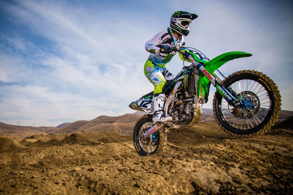 Motocross verde nel deserto, 1200x800 HD, PC