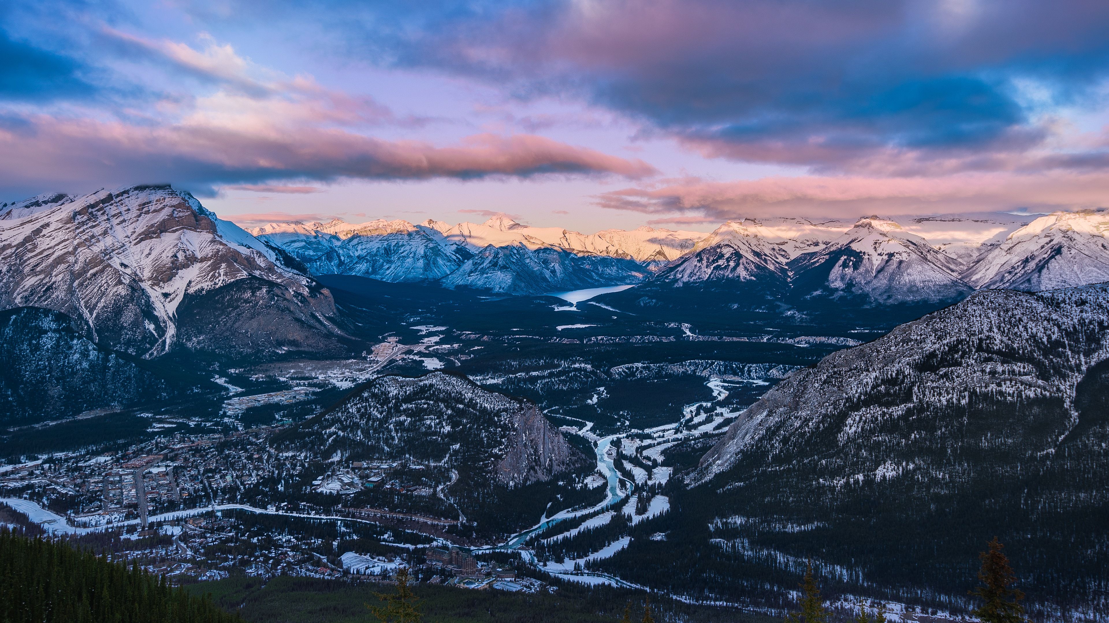 Valle montana con fiume al tramonto, 3840x2160 UHD, PC 4K