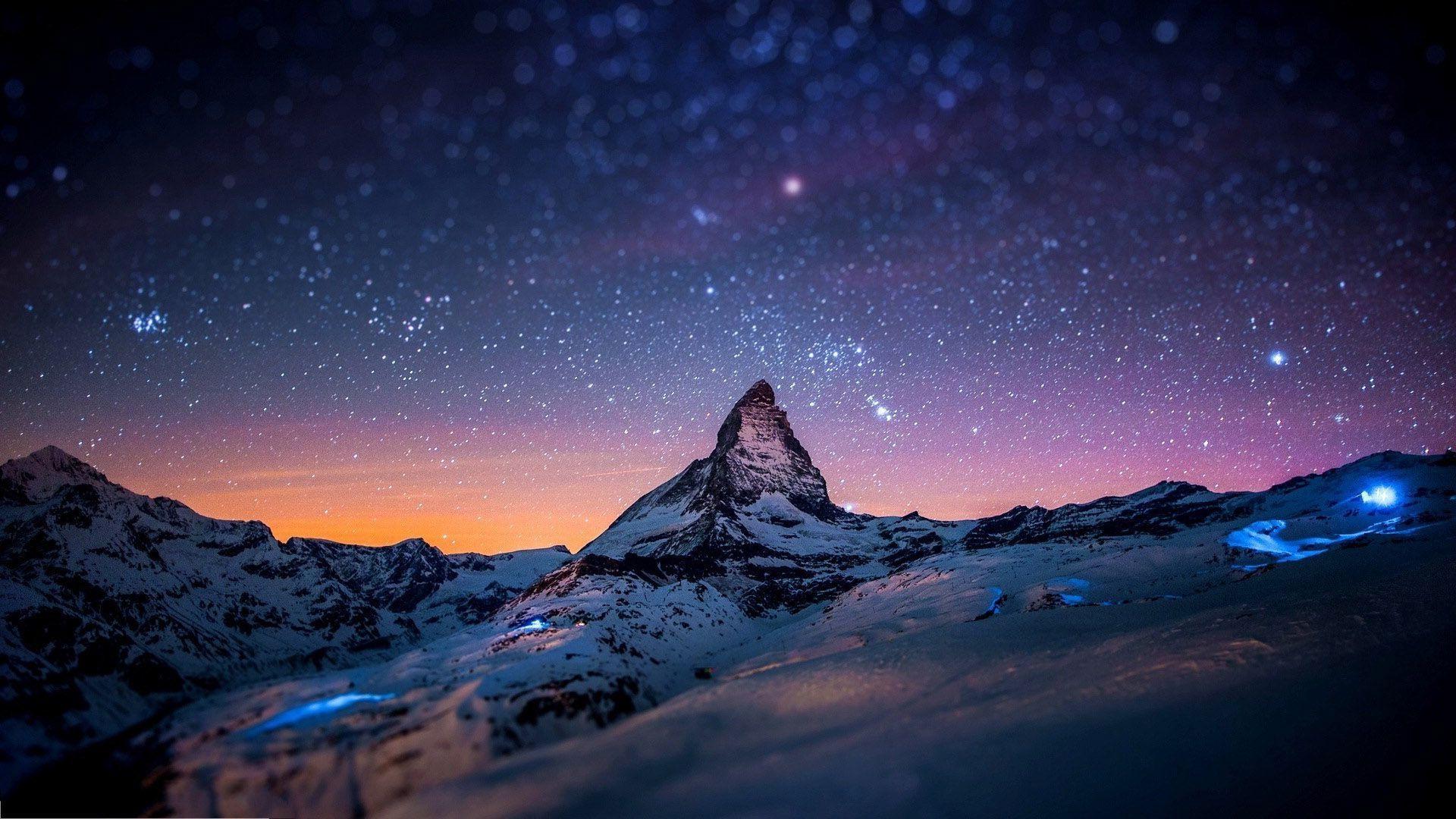 Montagna innevata cielo stellato notte, 1920x1080 1080p, PC