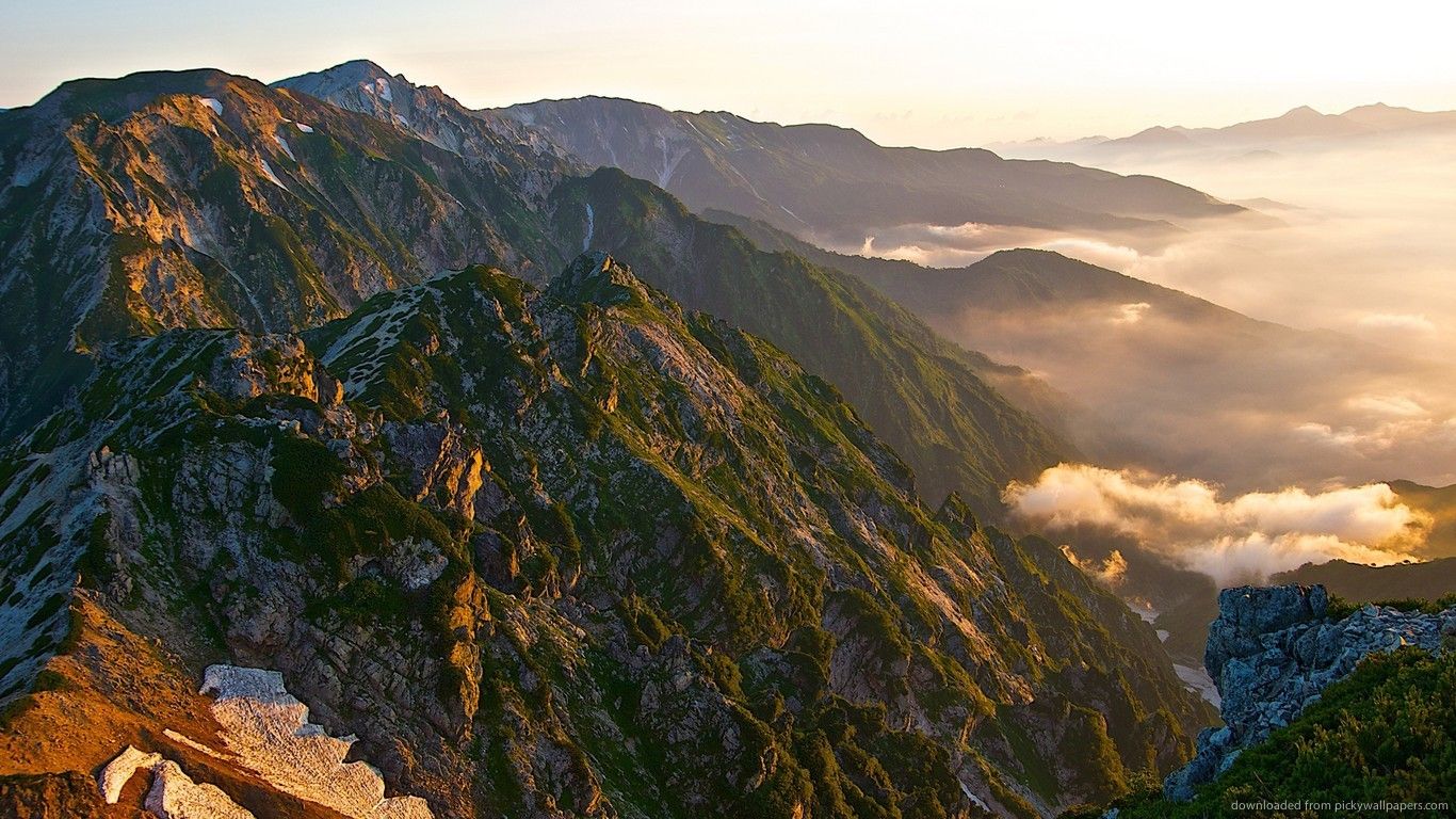 Montagne giapponesi al tramonto, 1366x768 HD, PC Desktop