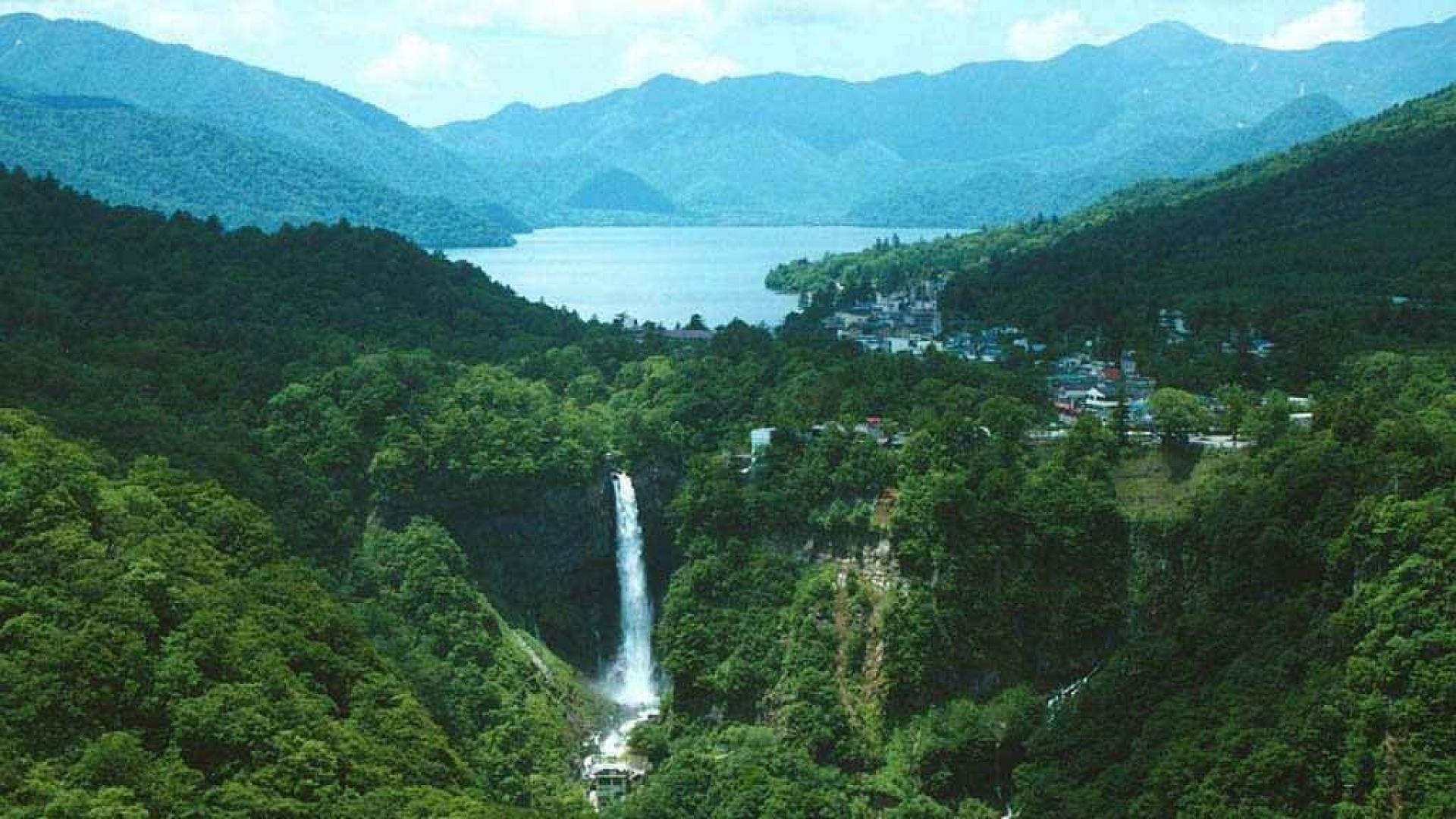 Montagne giapponese cascata lago, 1920x1080 Full HD, PC