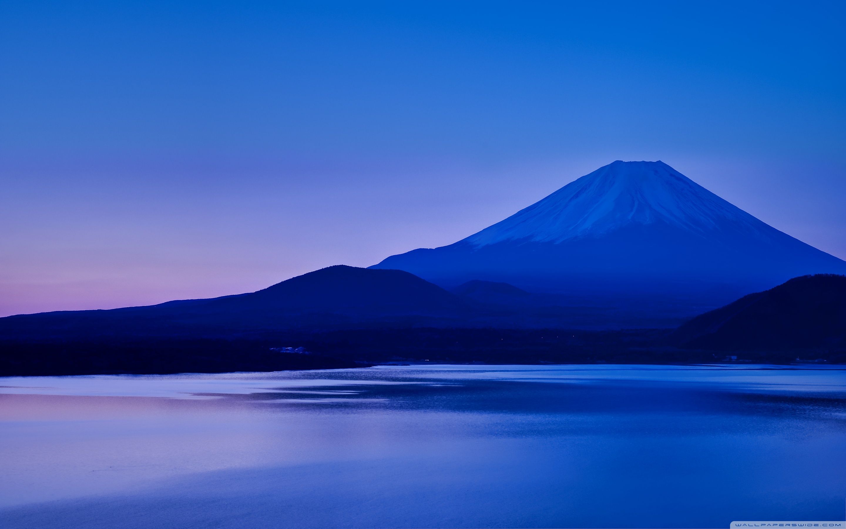 Monte Fuji stilizzato al tramonto, 2560x1600 2K, Laptop