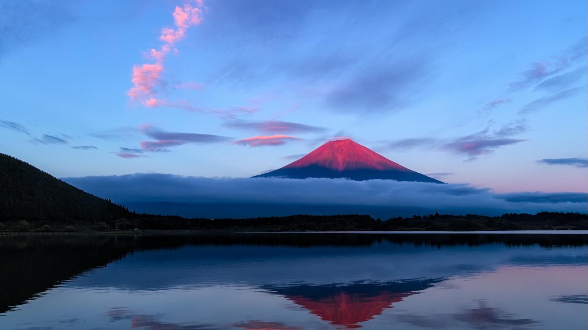 Monte Fuji all'alba viola, 2048x2048 alta risoluzione, PC