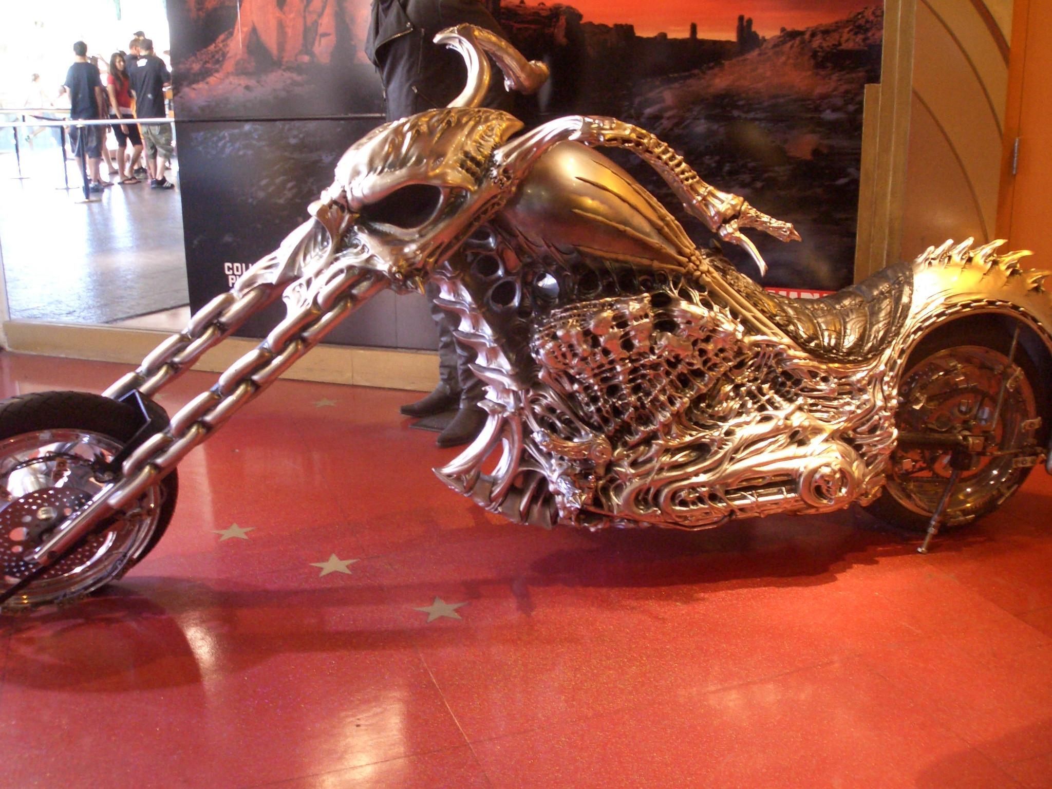 Moto chopper stile Ghost Rider, 2048x1536 alta risoluzione, Laptop