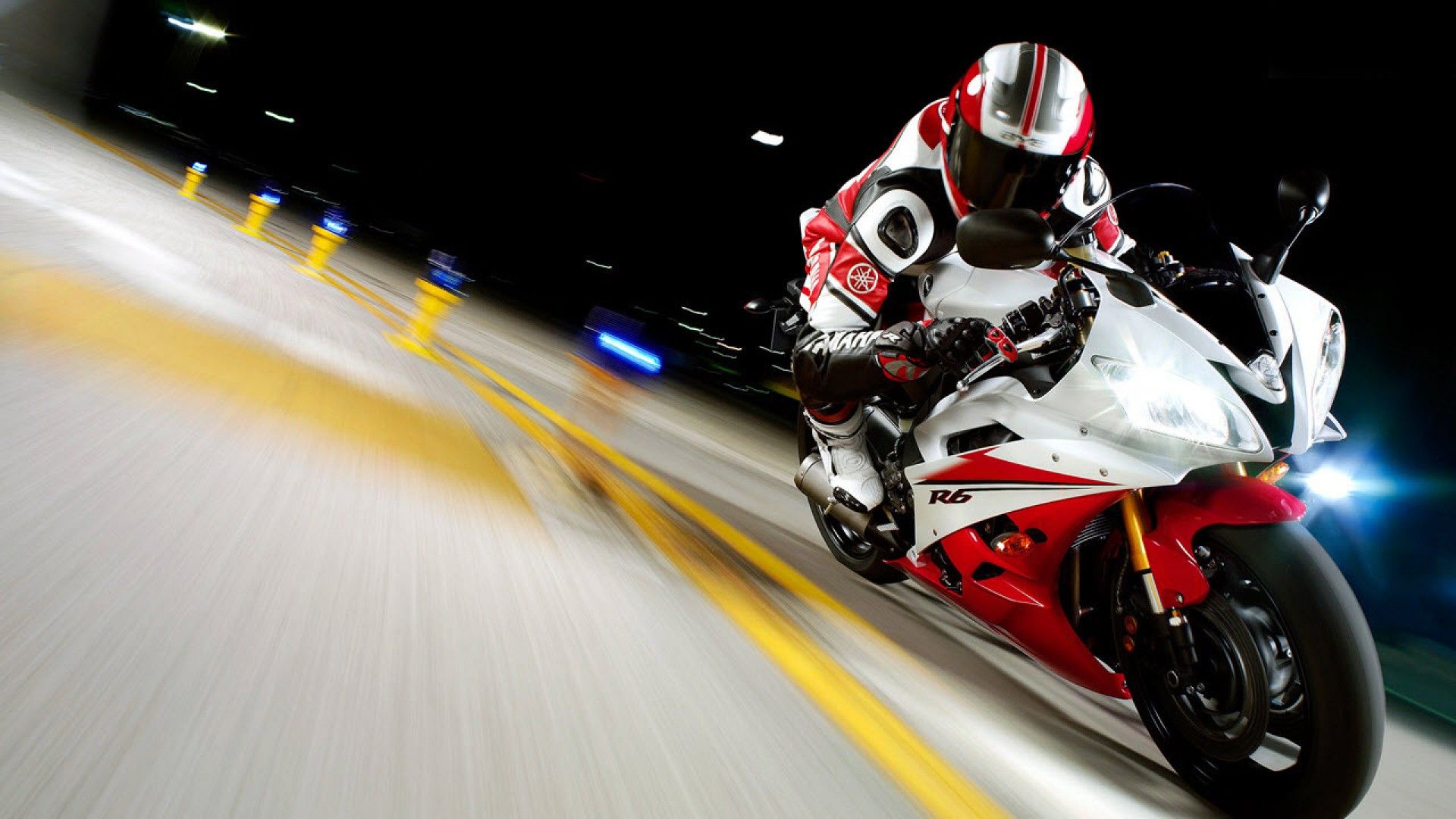 Moto sportiva Repsol in curva, 2560x1600 2K, Desktop