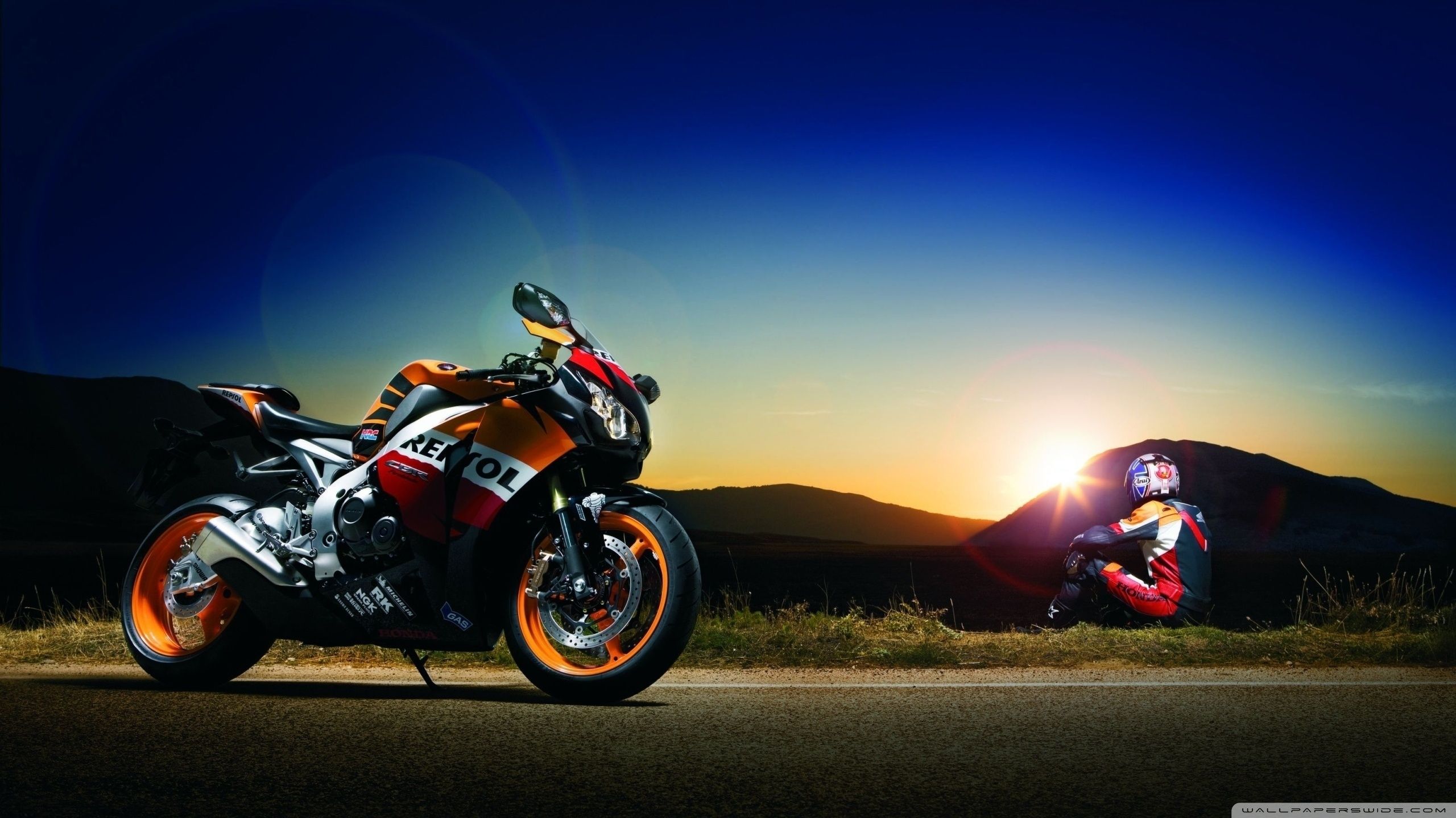 Moto sportiva Honda tramonto, 2560x1440 QHD, Monitor Gaming