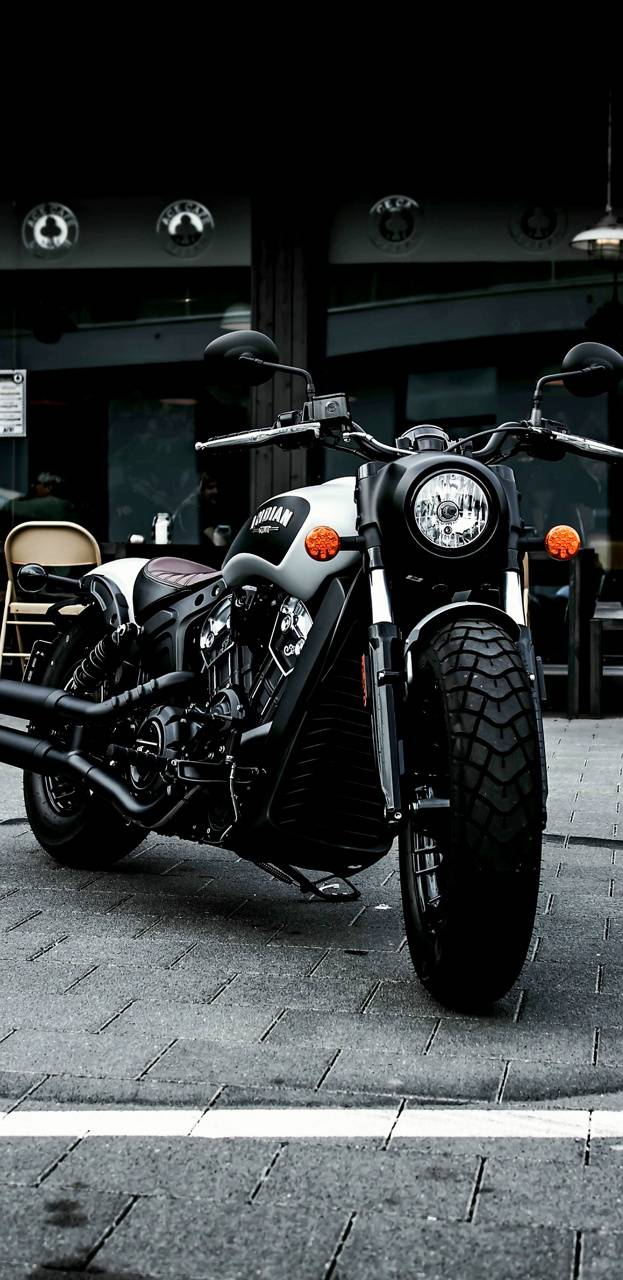 Moto custom bianca e nera, 623x1280 Full HD Verticale, iPhone