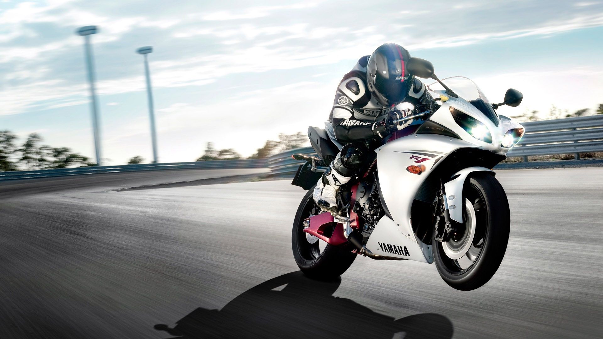 Moto Yamaha sportiva pista, 1920x1080 Full HD 1080p, PC Desktop