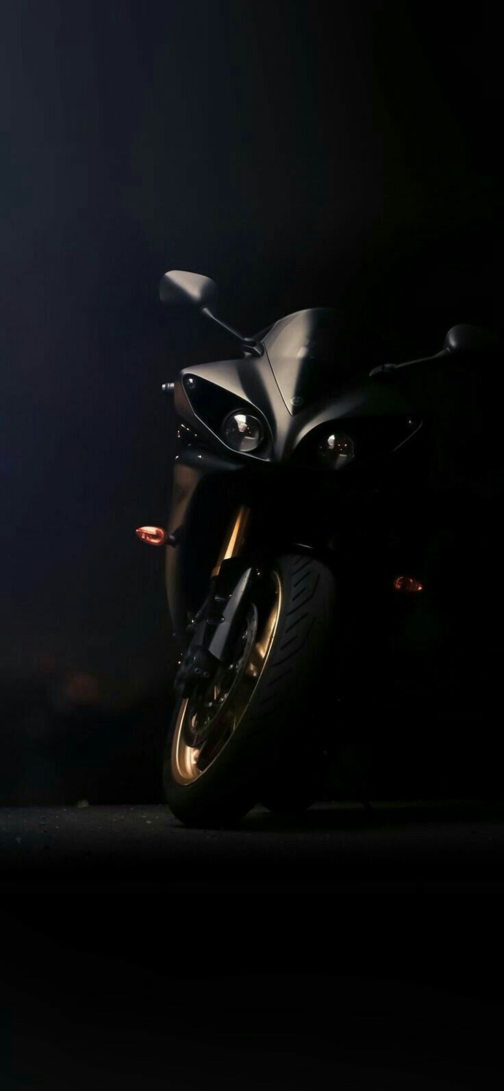 Moto sportiva nera al buio, 736x1593 Full HD Verticale, Smartphone
