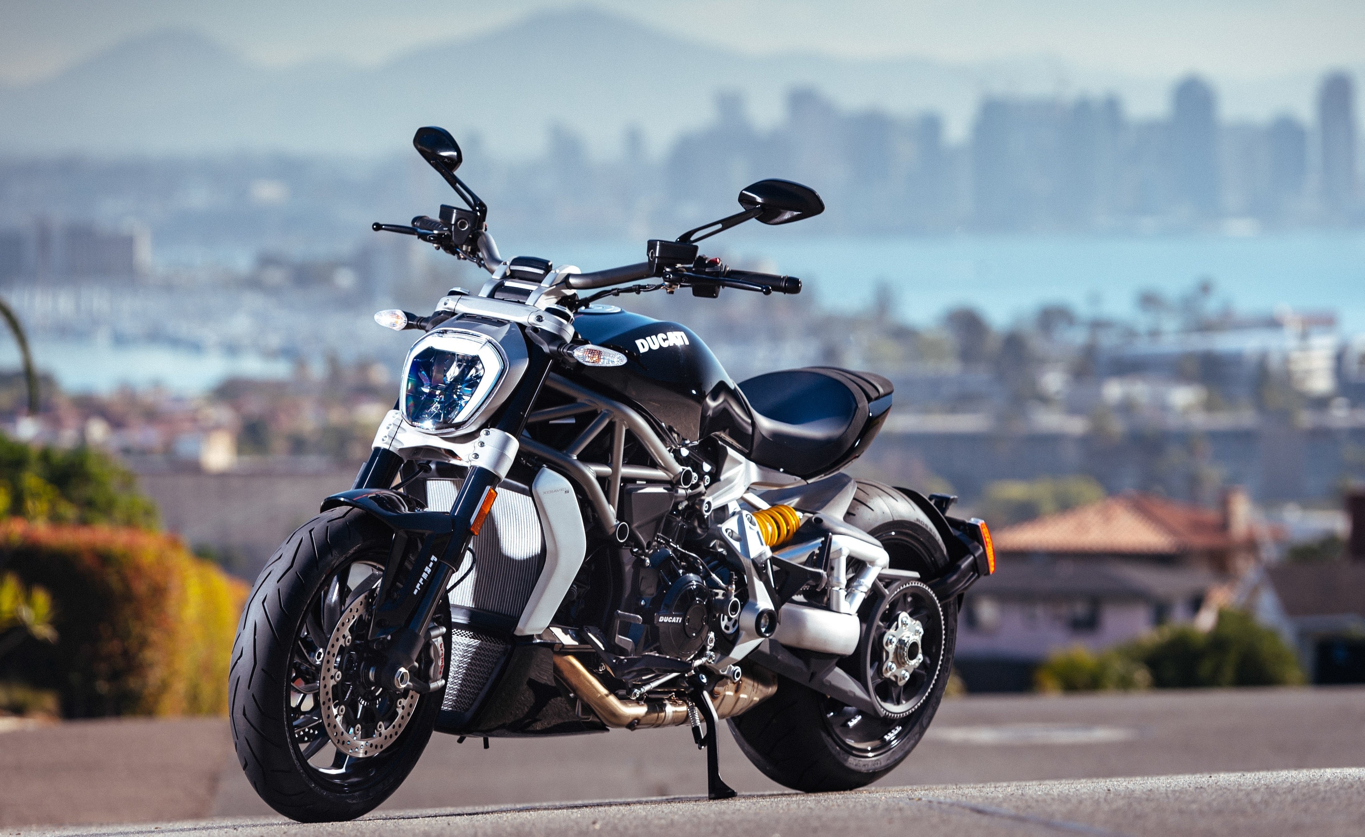 Ducati XDiavel bianca città, 4398x2696 Ultra HD, 4K TV