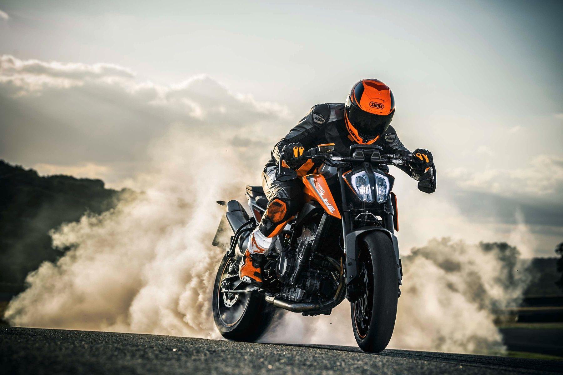 Moto KTM burnout fumo, 1800x1200 900p, PC