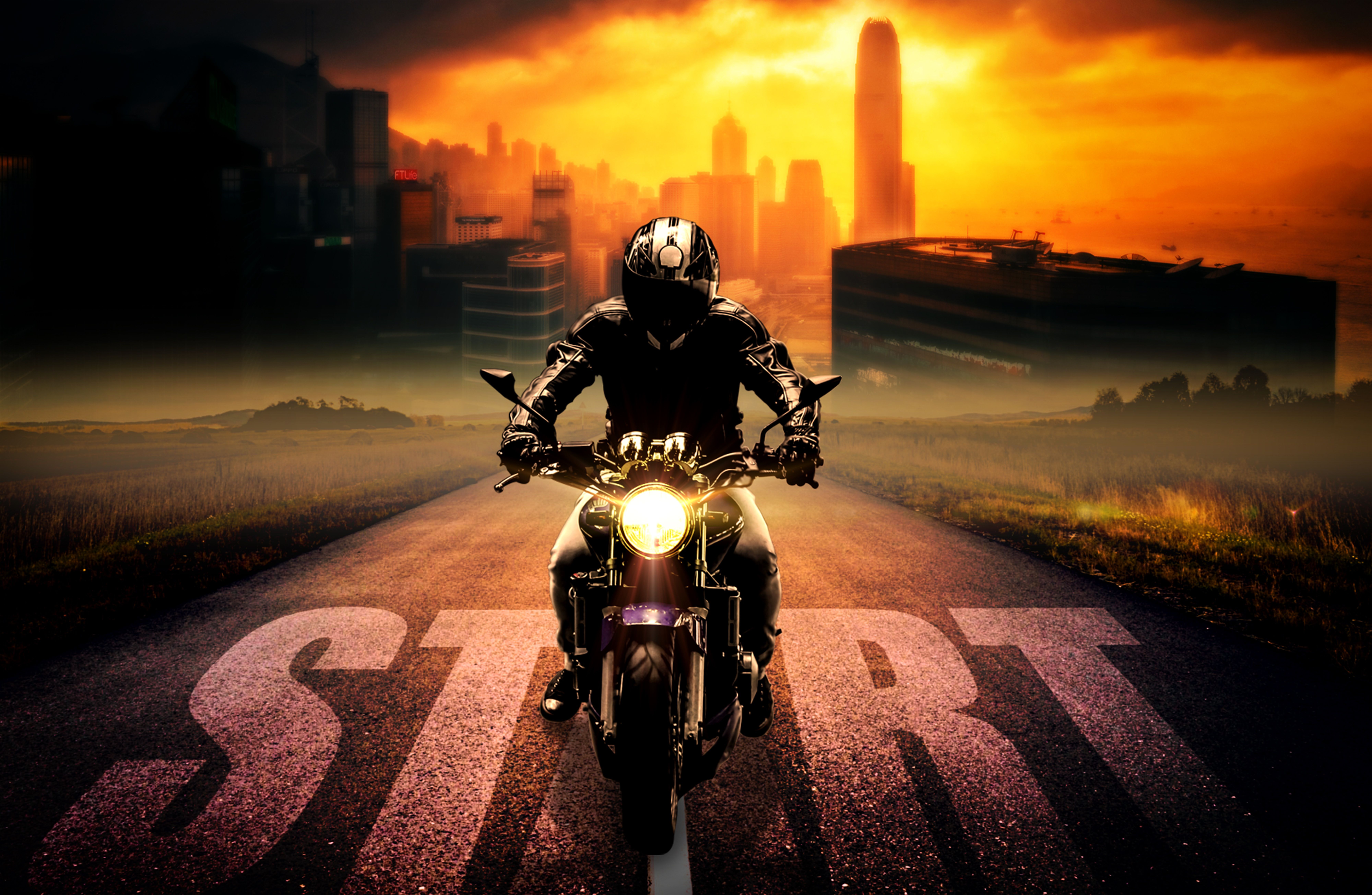 Motociclista al tramonto città, 8000x5217 4K, Smart TV 4K