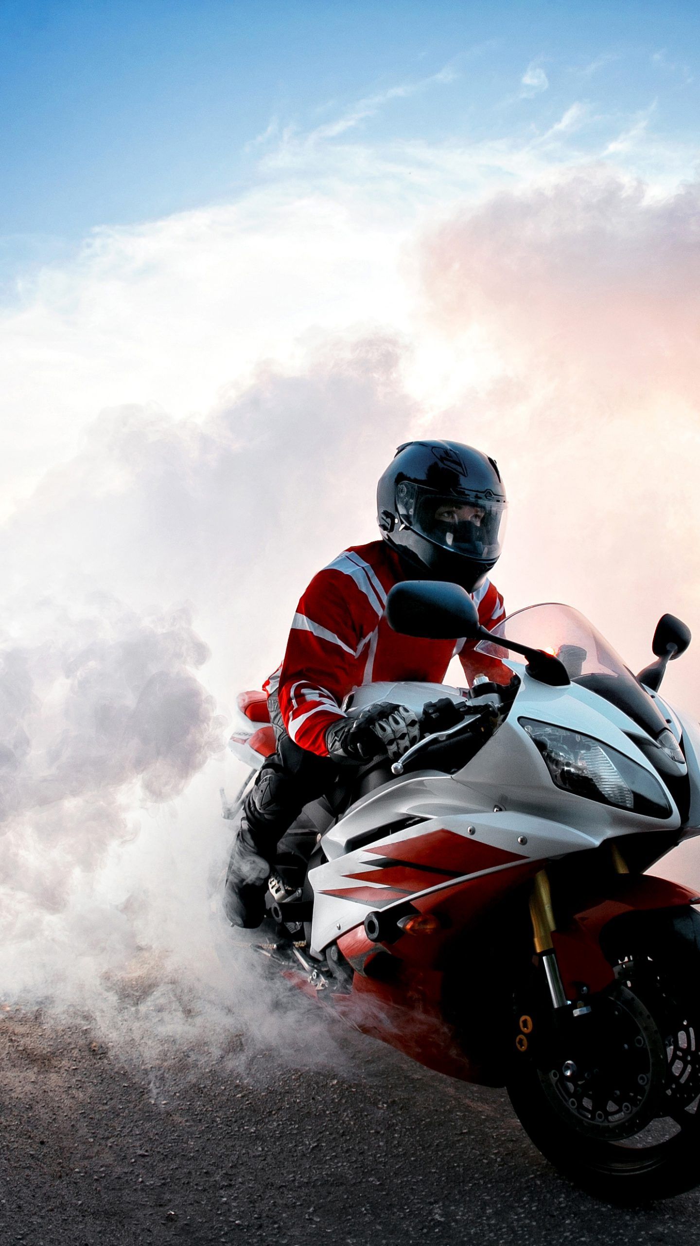 Motociclista sportiva rossa fumo, 1440x2560 Full HD Verticale, Samsung Galaxy