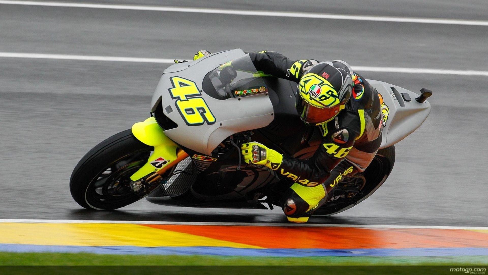 Pilota MotoGP numero 46 in curva, 1920x1080 Full HD, Desktop
