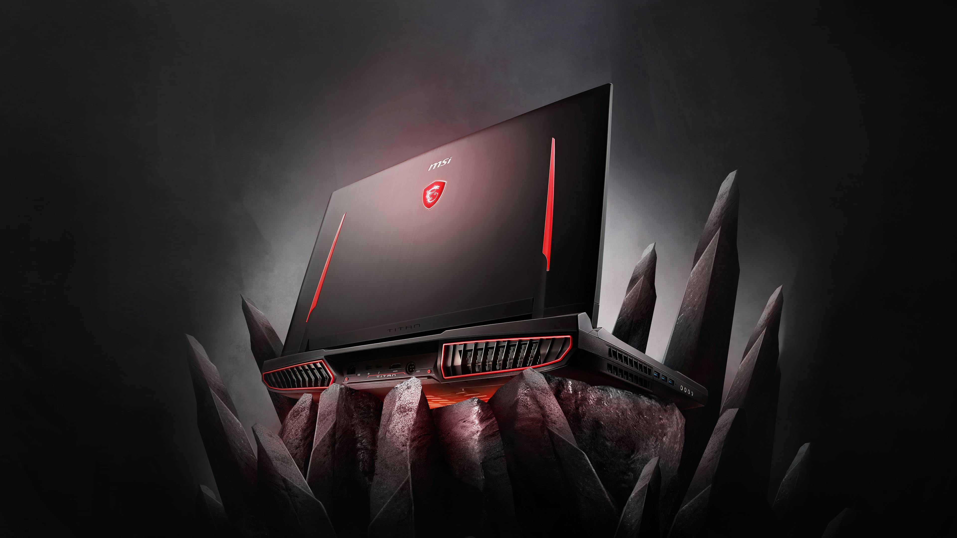 Laptop gaming MSI nero rosso, 3840x2160 UHD, Monitor 4K