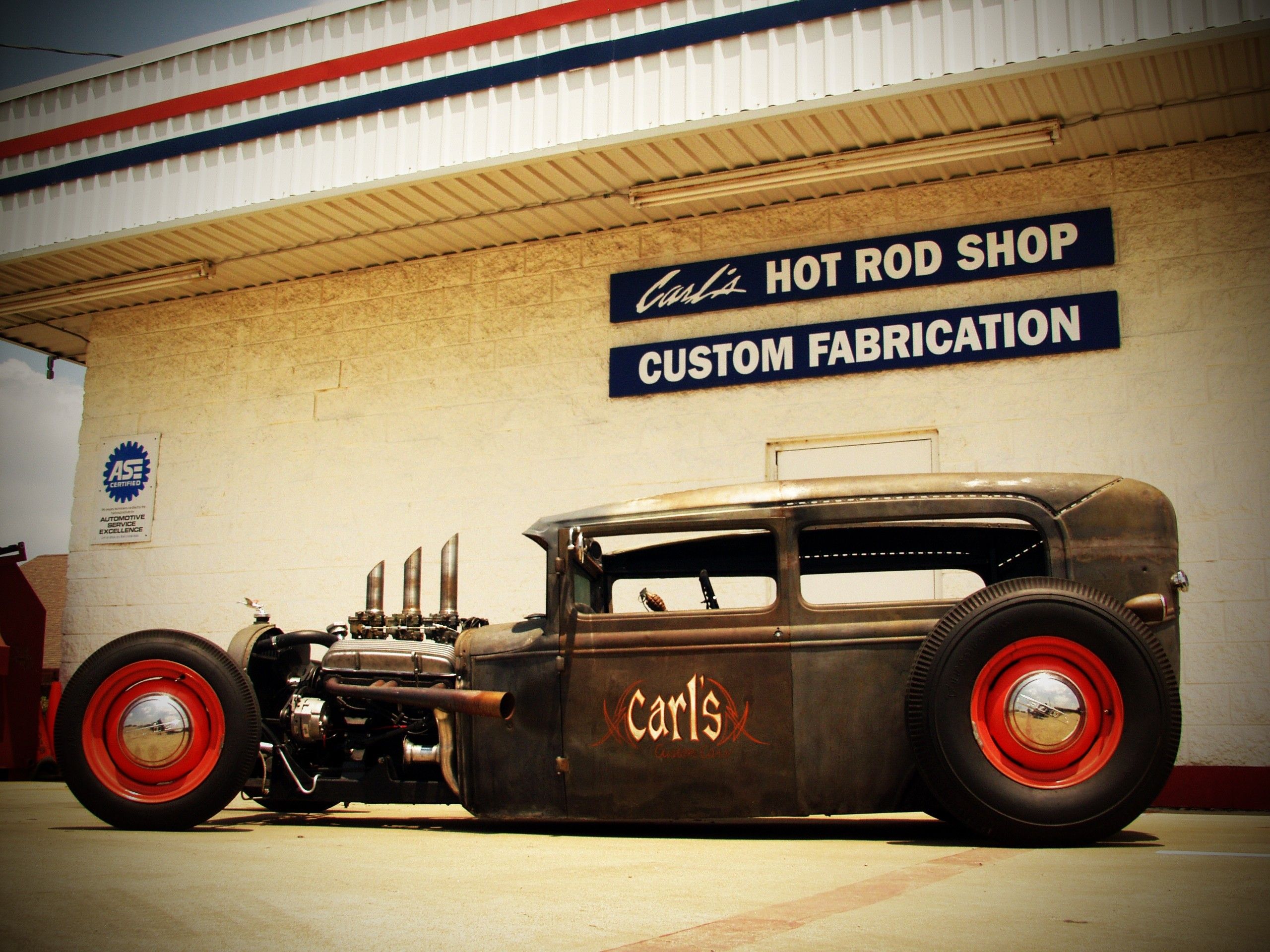 Hot rod nero ruote rosse, 2560x1920 2K+, Monitor Gaming