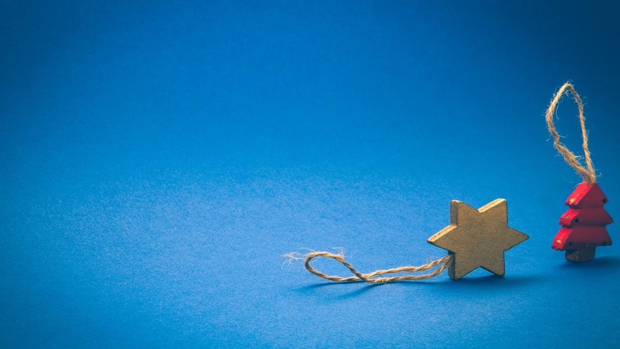 Stella e albero natalizi su blu, 1280x720 720p, PC
