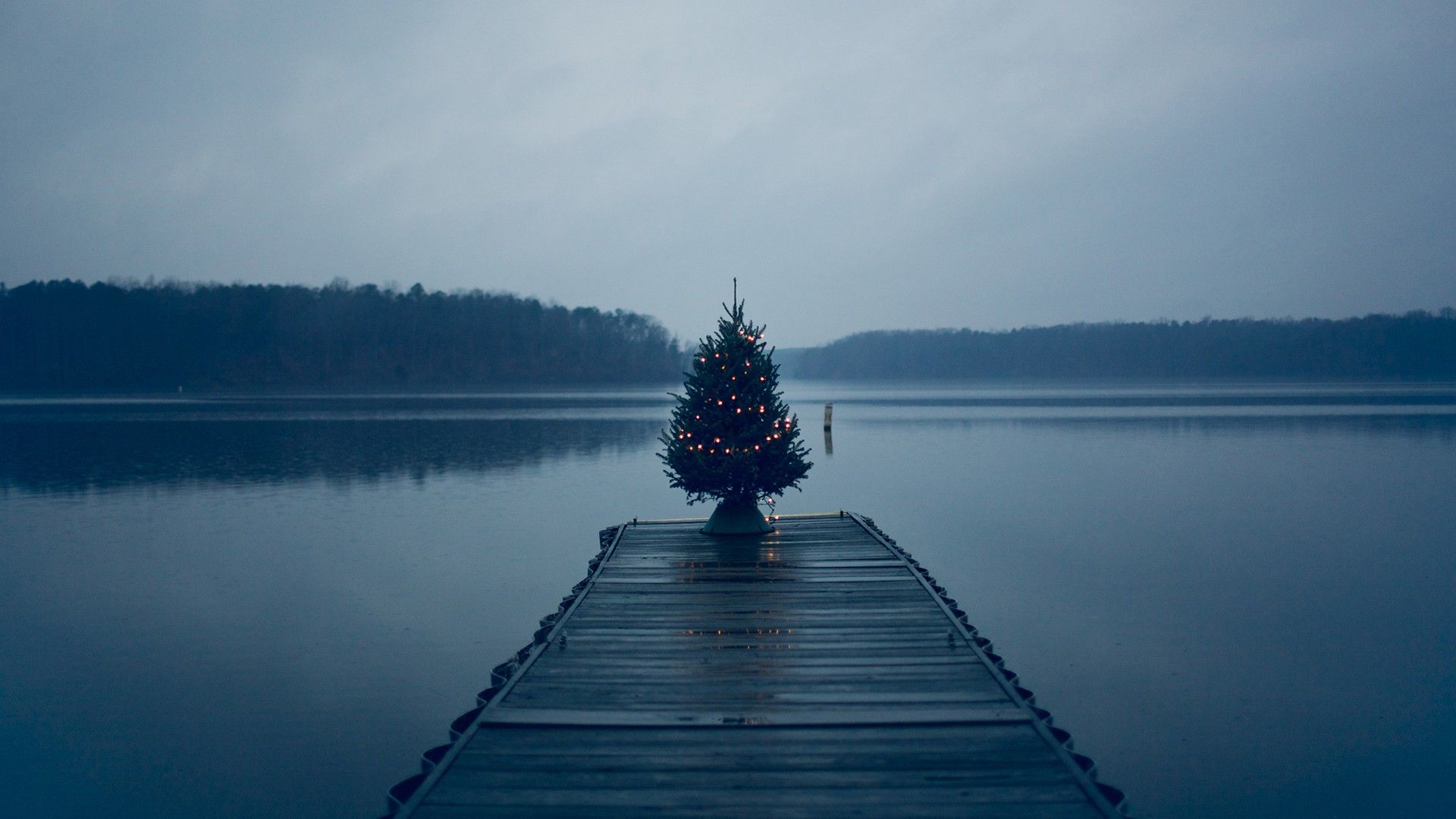 albero di Natale su molo, 1920x1080 1080p, PC