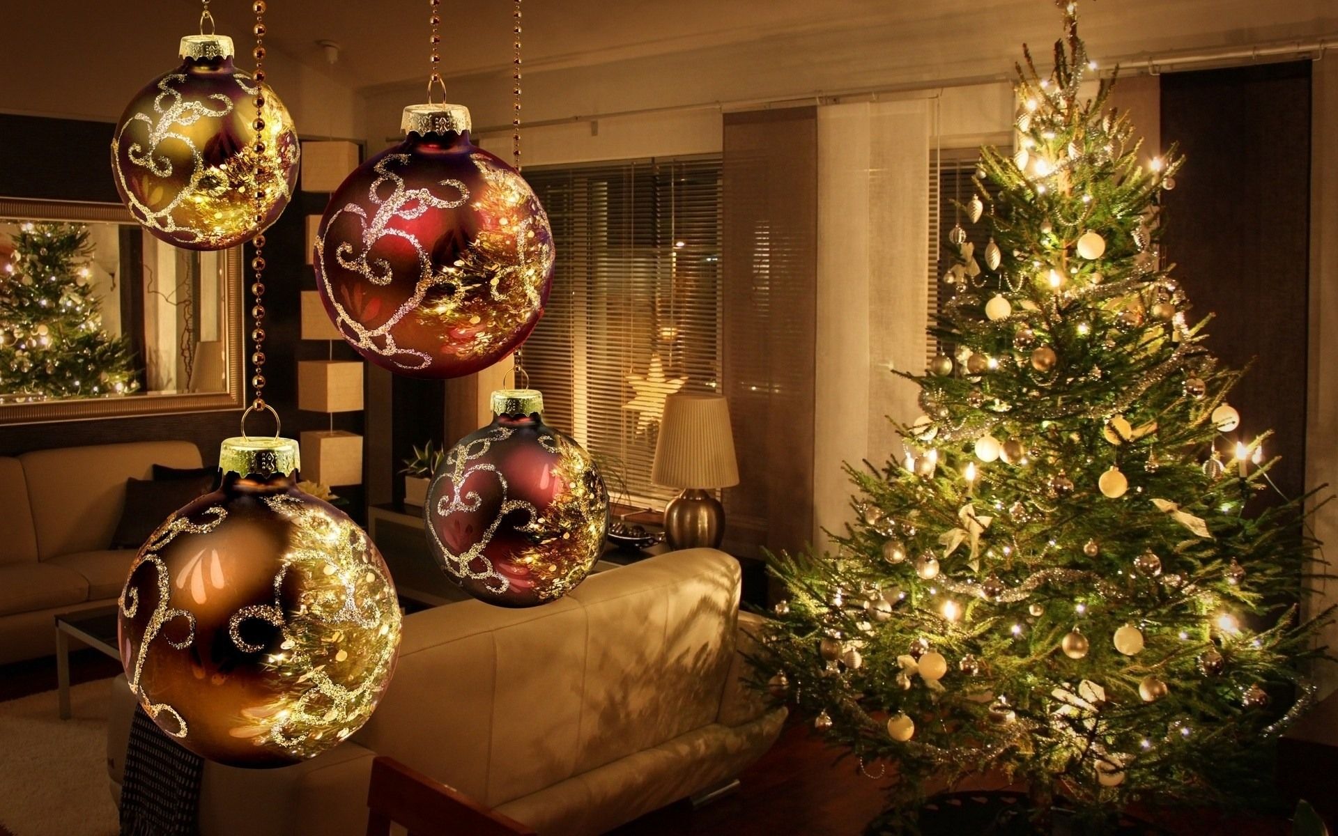 Palle di Natale e albero illuminato, 1920x1200 Full HD+, PC