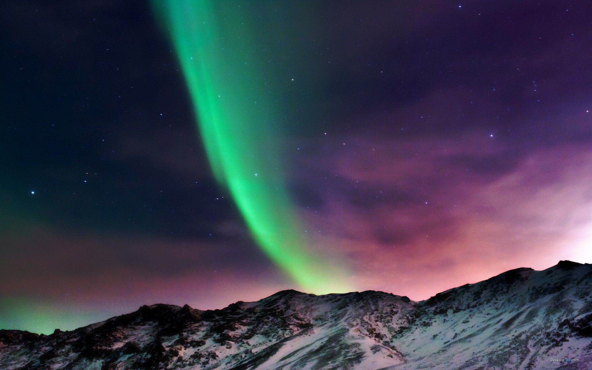 Aurora boreale su montagne innevate, 1920x1200 Full HD+, PC