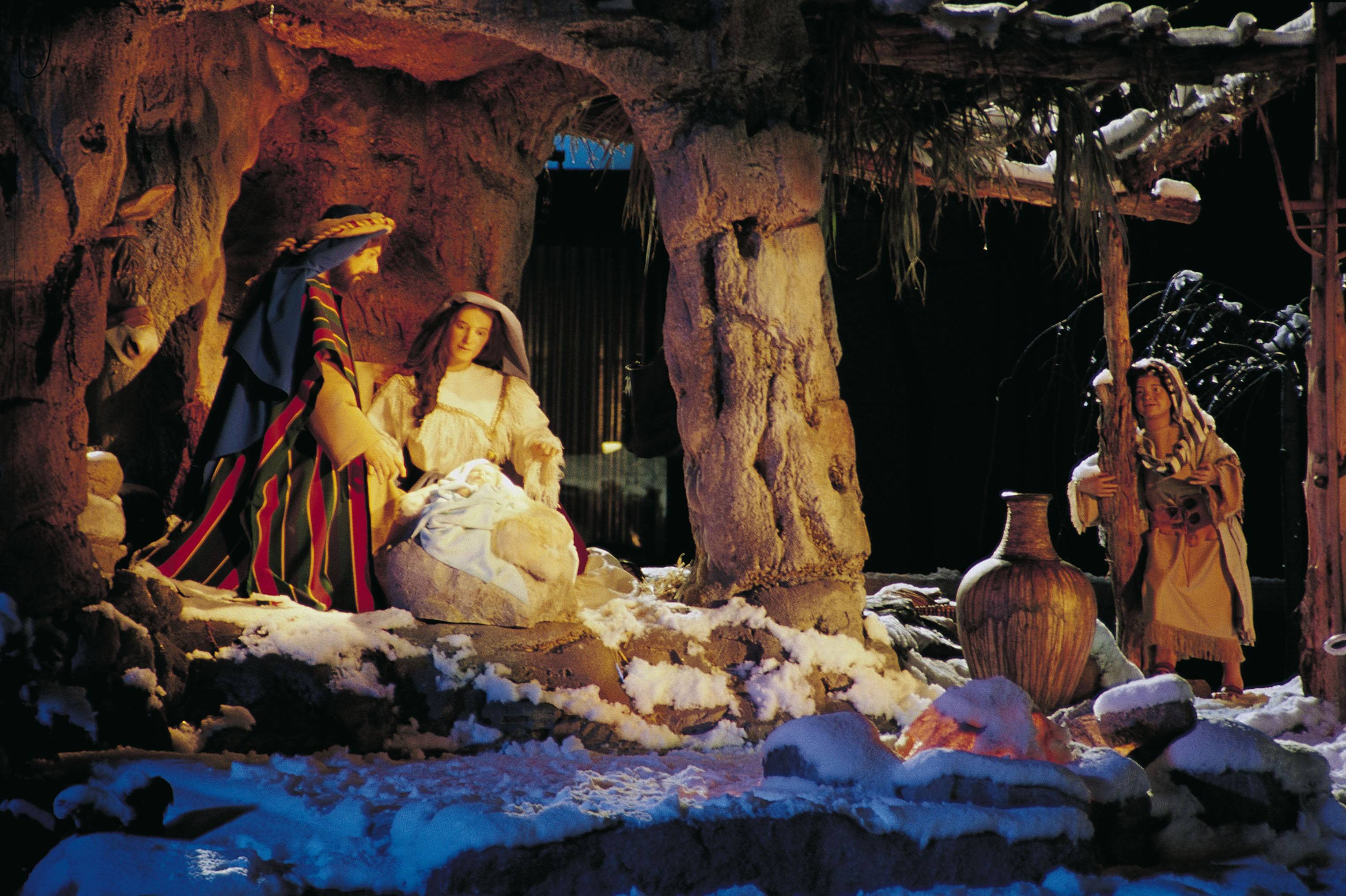 Presepe natalizio in grotta, 3048x2031 2K+, Laptop