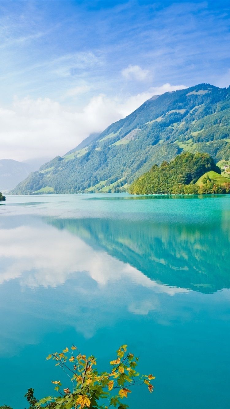 Lago turchese e montagne verdi, 750x1334 Full HD Verticale, iPhone