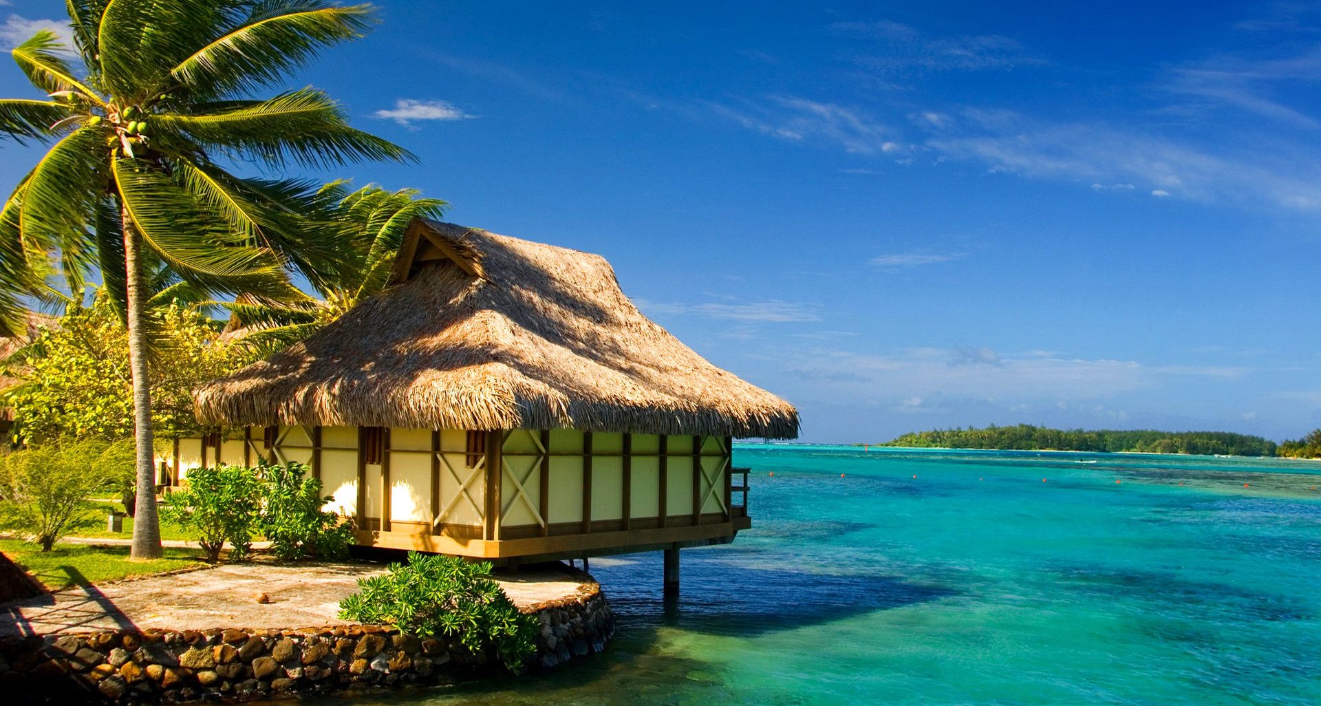 Bungalow tropicale su laguna turchese, 1920x1026 Full HD 1080p, Laptop