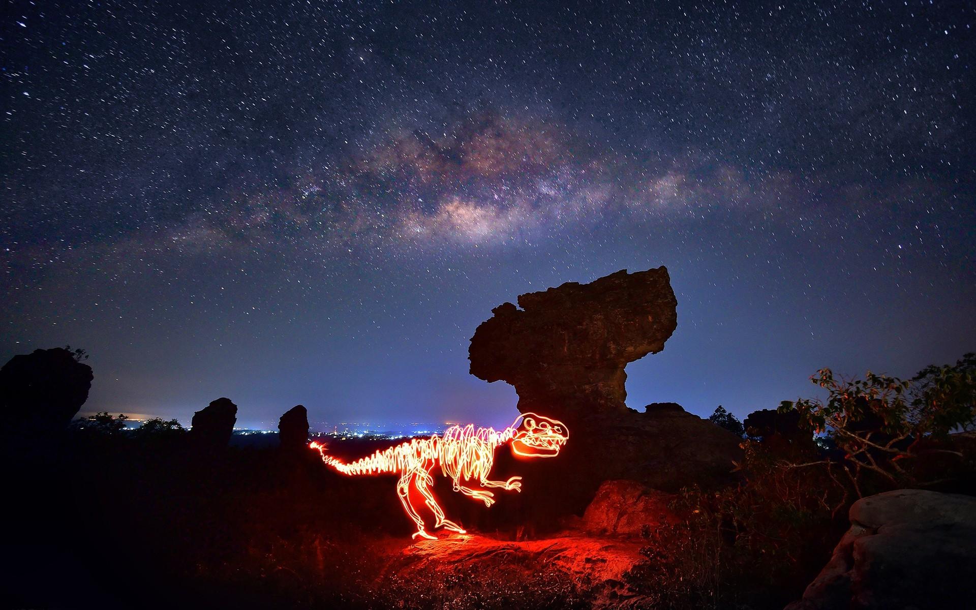 Scheletro dinosauro luminoso sotto stelle, 1920x1200 WUXGA, PC