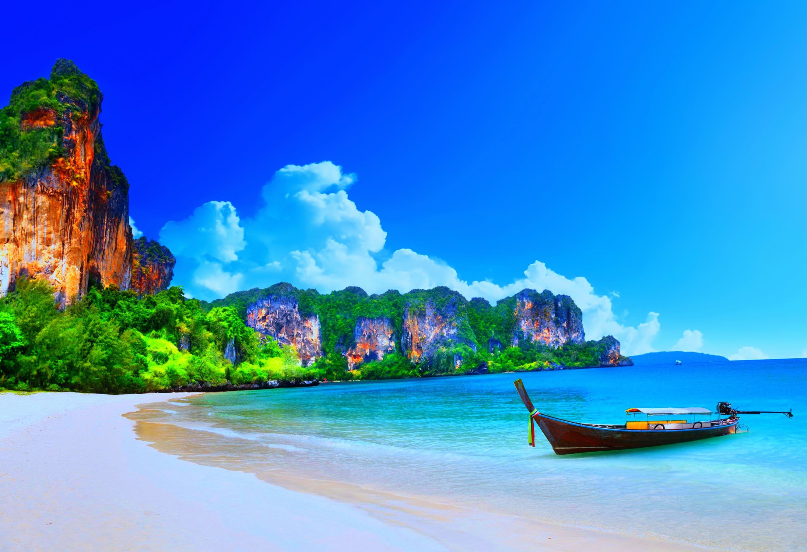 Spiaggia tropicale con barca turchese, 2651x1813 WQXGA, Monitor Gaming