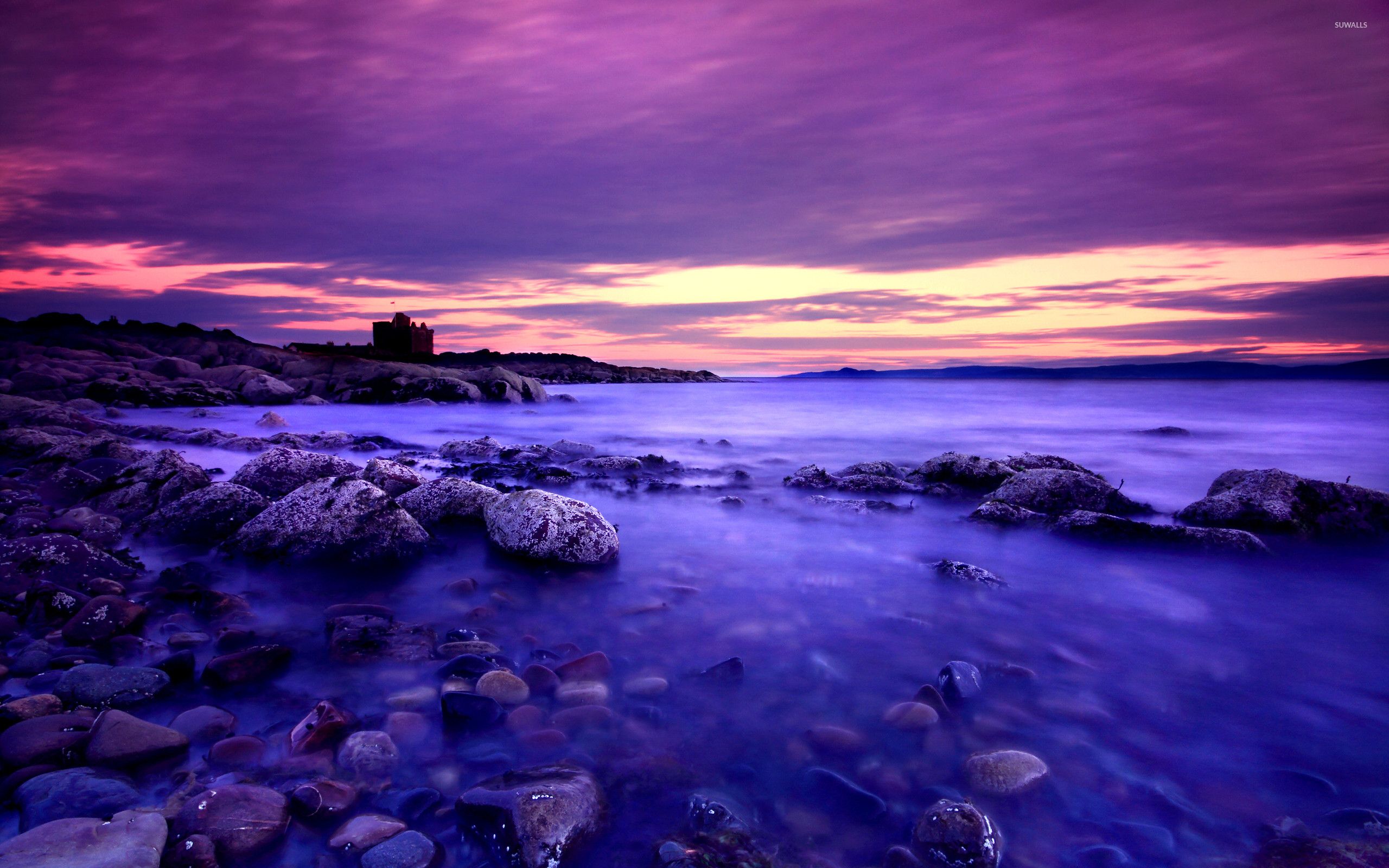Costa rocciosa al tramonto viola, 2560x1600 2K+, Laptop