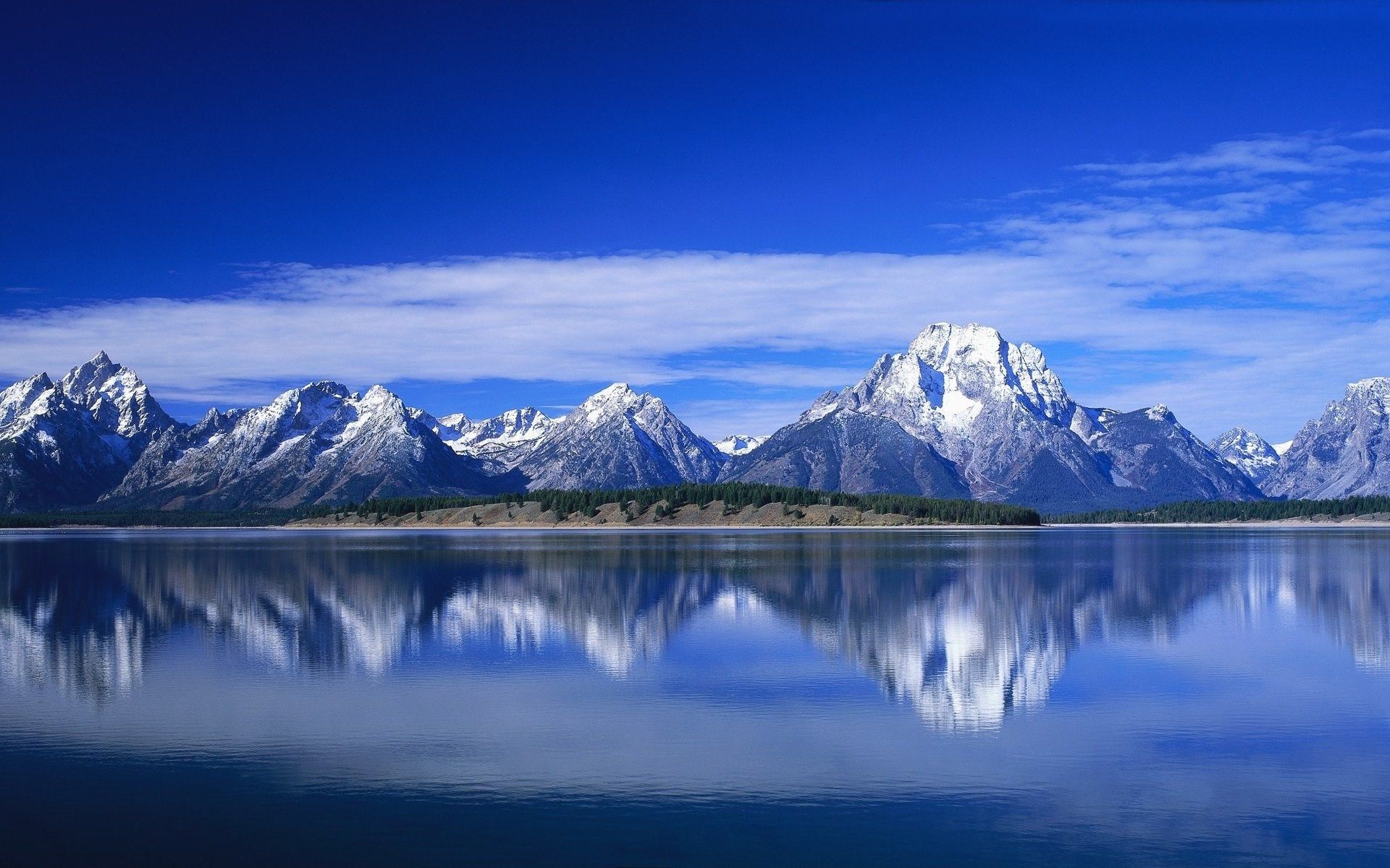 Montagne innevate riflesse nel lago, 1920x1200 WUXGA, Desktop