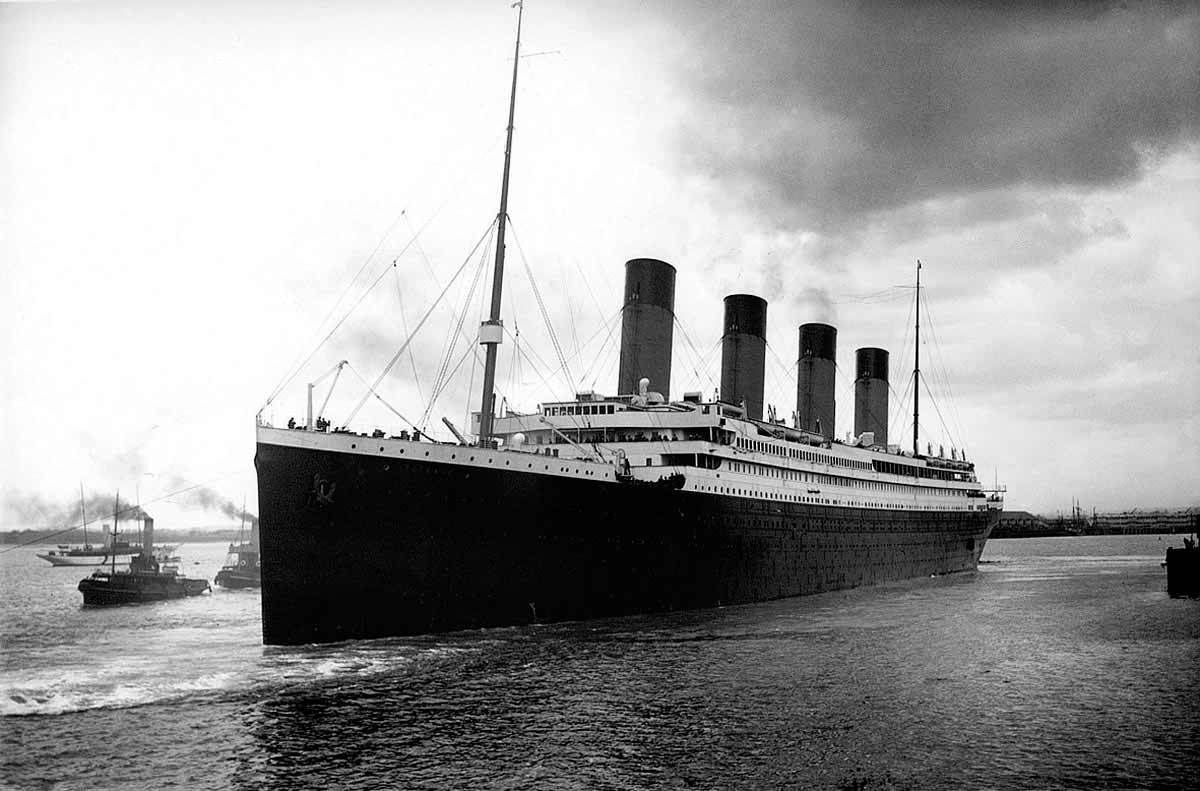 Nave Titanic bianco e nero, 1200x791 HD, MacBook Air