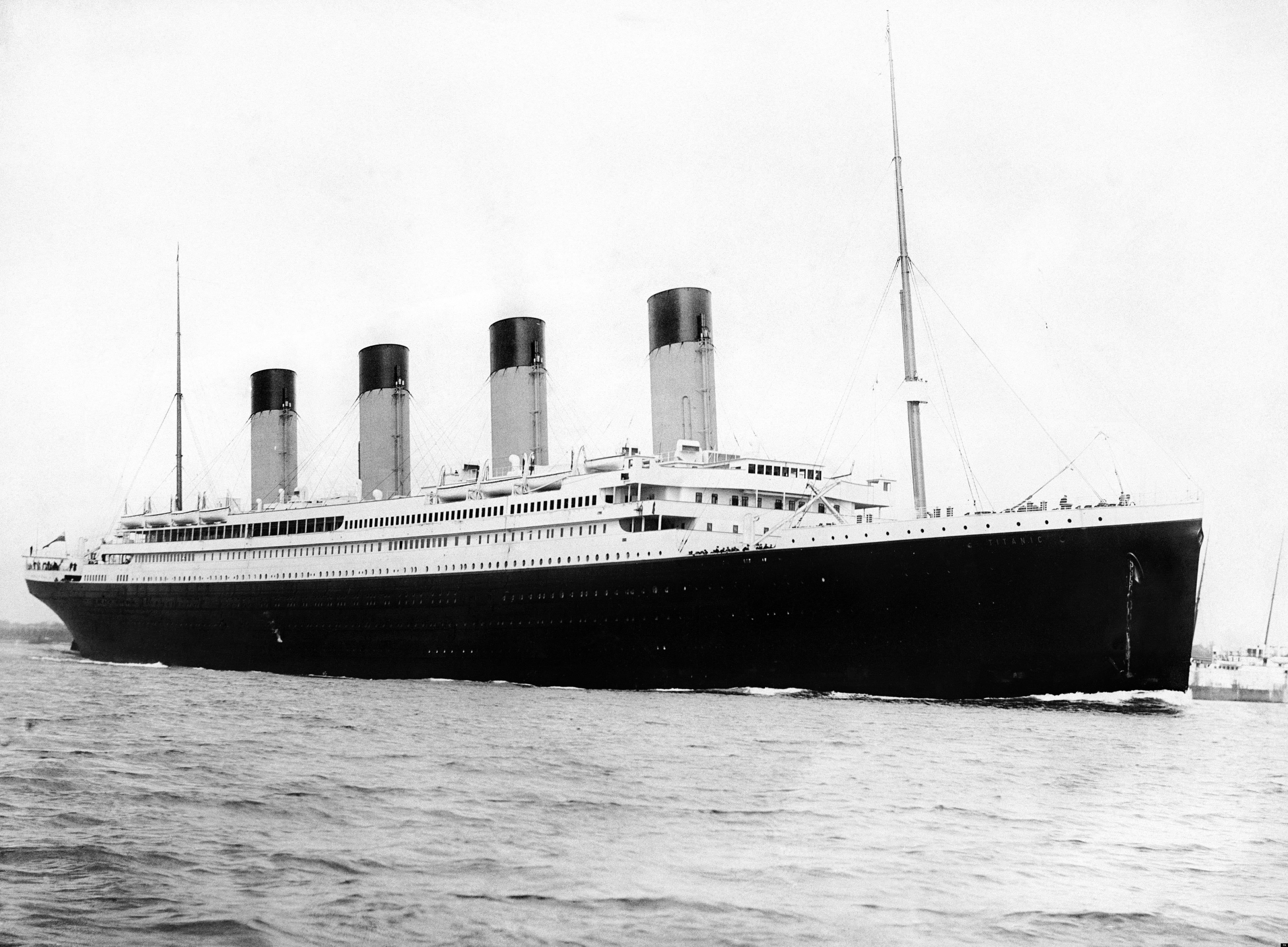 Nave Titanic vintage monocromo, 5000x3677 4K Ultra HD, Monitor 4K