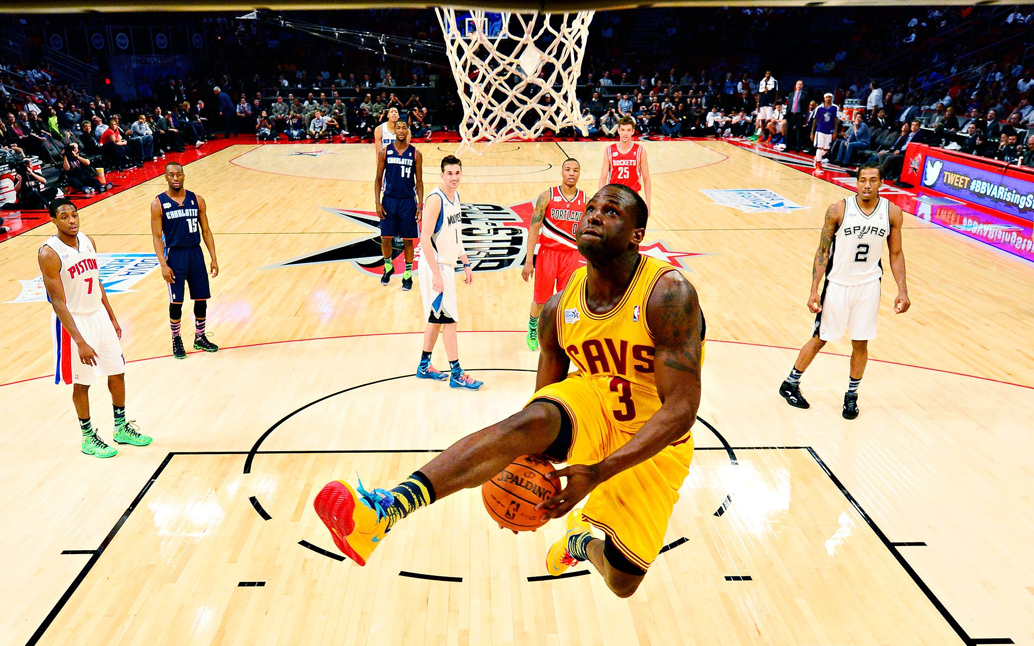 Giocatore basket NBA schiacciata, 2048x1280 Hi-Res, Desktop