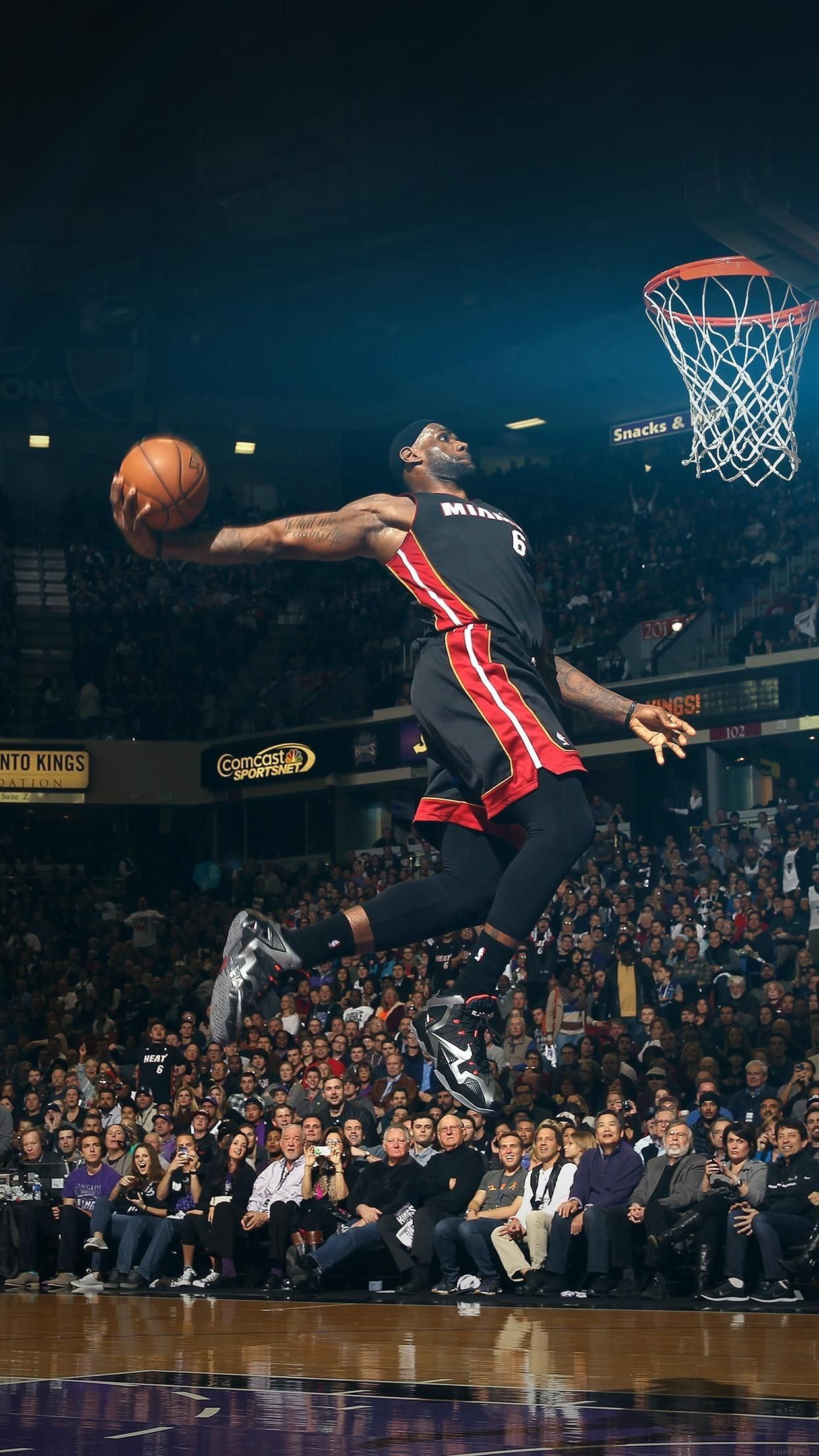 Giocatore basket maglia Miami, 1242x2208 Full HD Verticale, Smartphone
