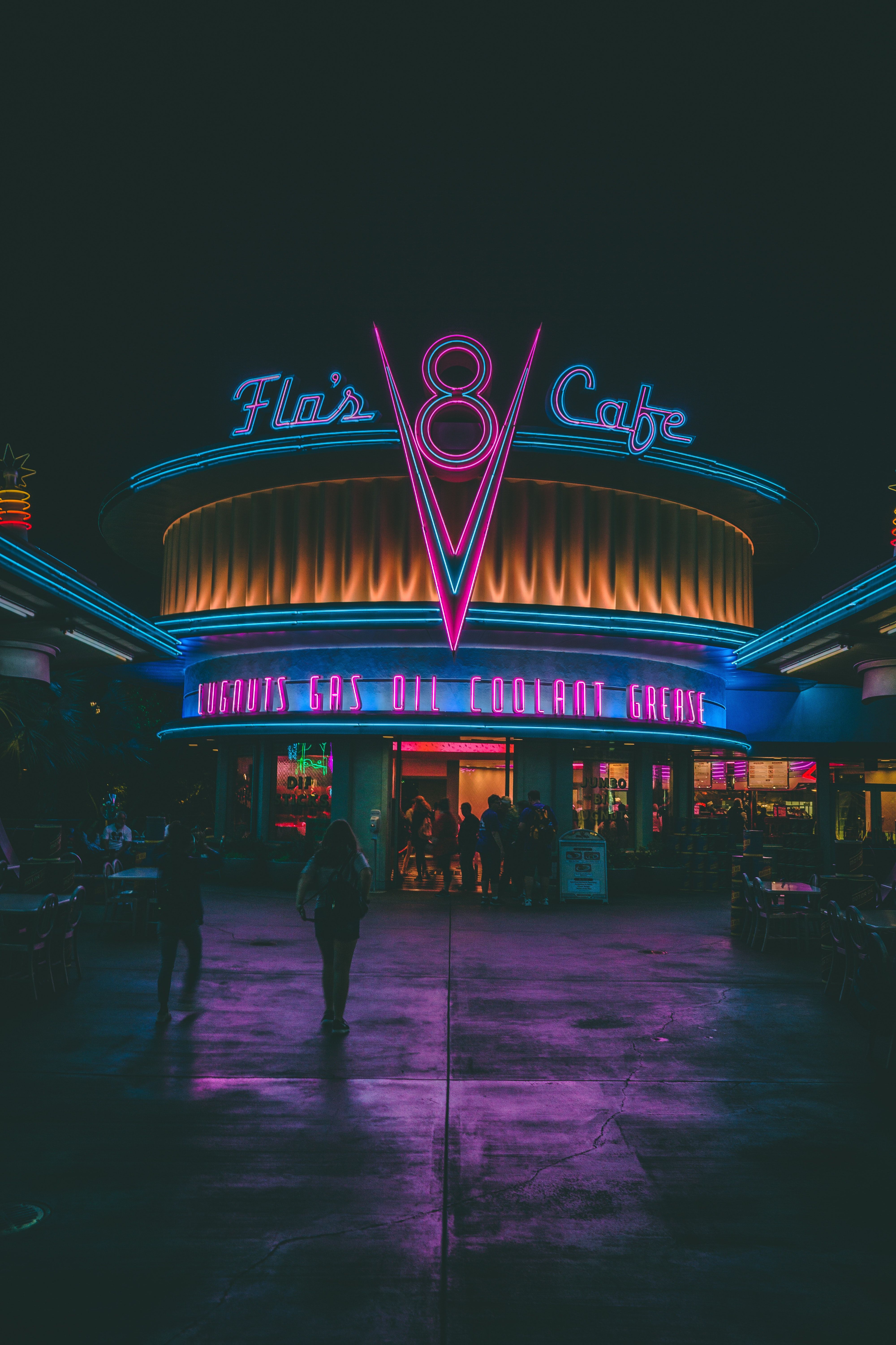 Flo's V8 Cafe insegna neon, 4000x6000 Verticale, Telefono