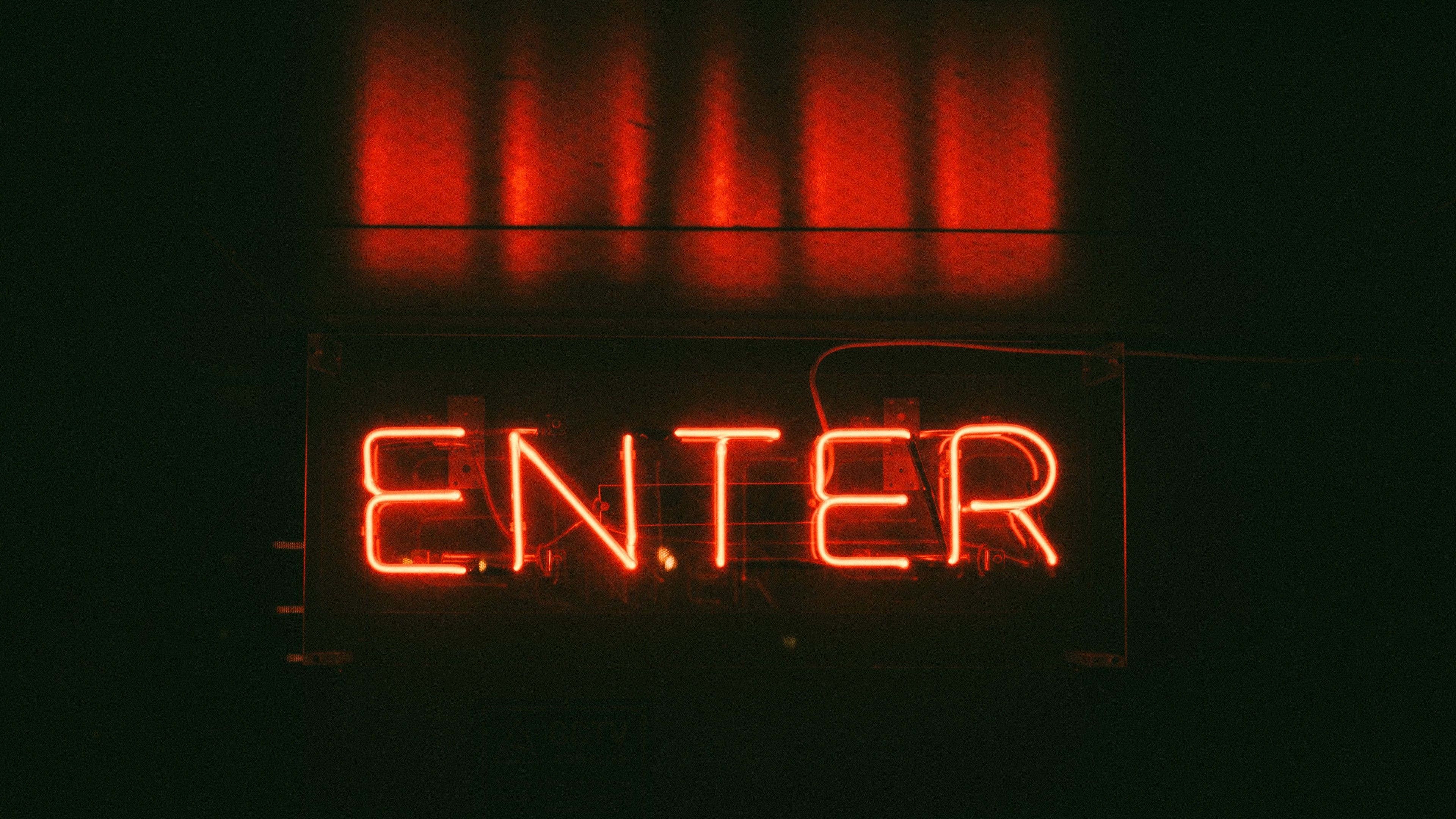 Insegna neon rossa Enter, 3840x2160 UHD, PC 4K