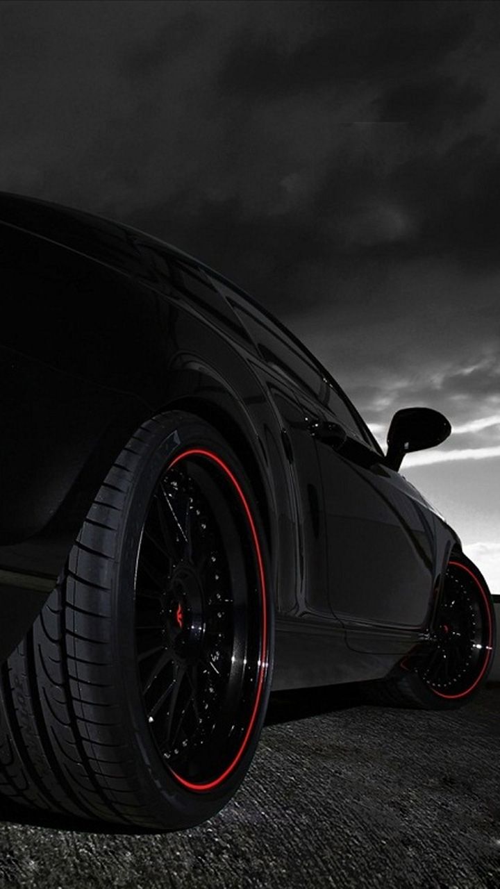 Auto nera cielo drammatico, 720x1280 Verticale, Telefono