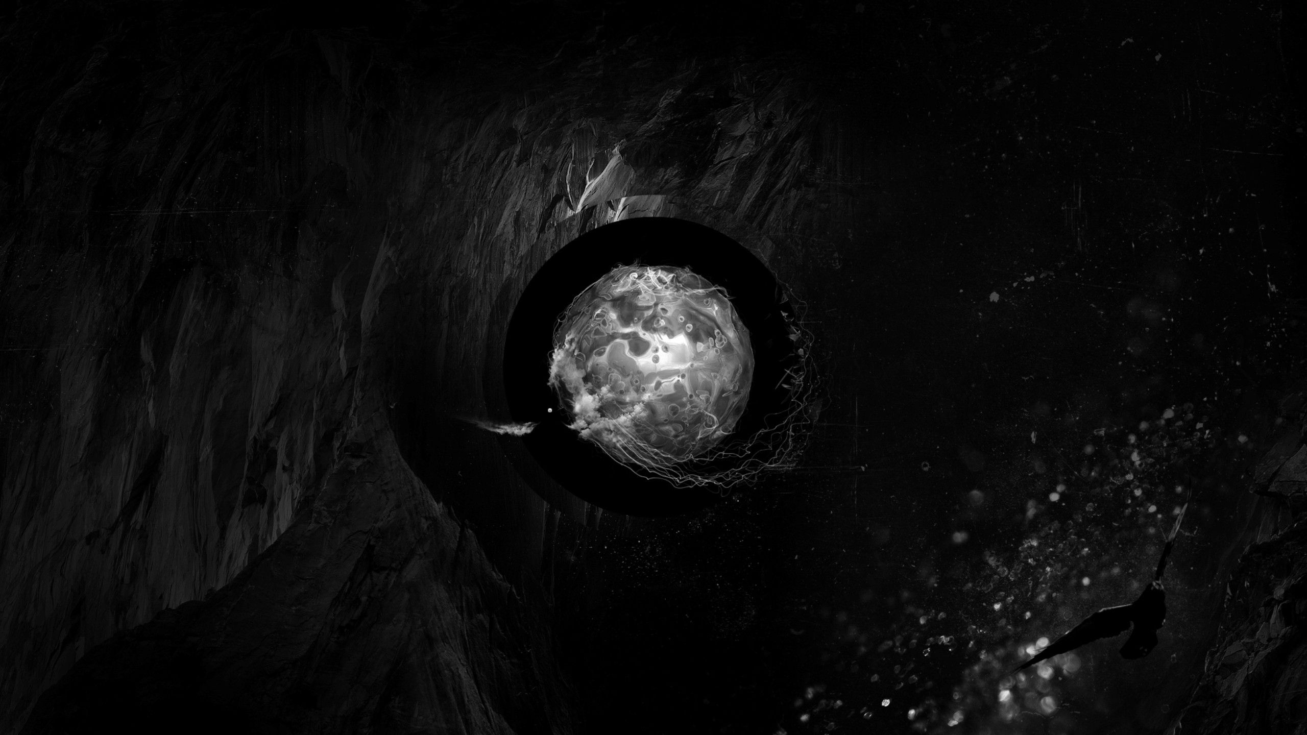Tunnel scuro con luce circolare, 2560x1440 QHD, Laptop